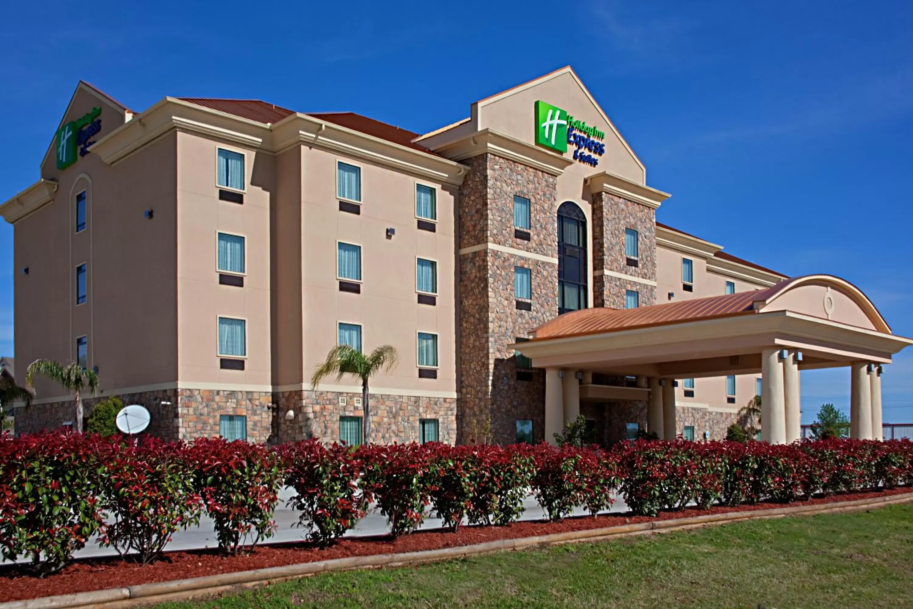 Property Building in Holiday Inn Express Texas City, an IHG Hotel