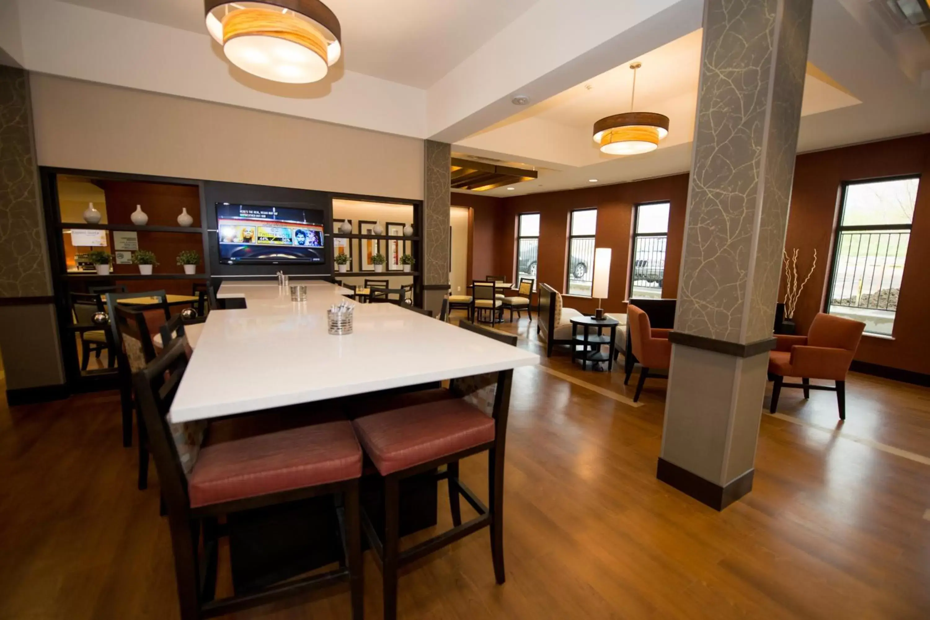 Restaurant/Places to Eat in Holiday Inn Express & Suites Denver South - Castle Rock, an IHG Hotel