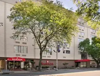 Facade/entrance, Property Building in Ramada by Wyndham East Orange