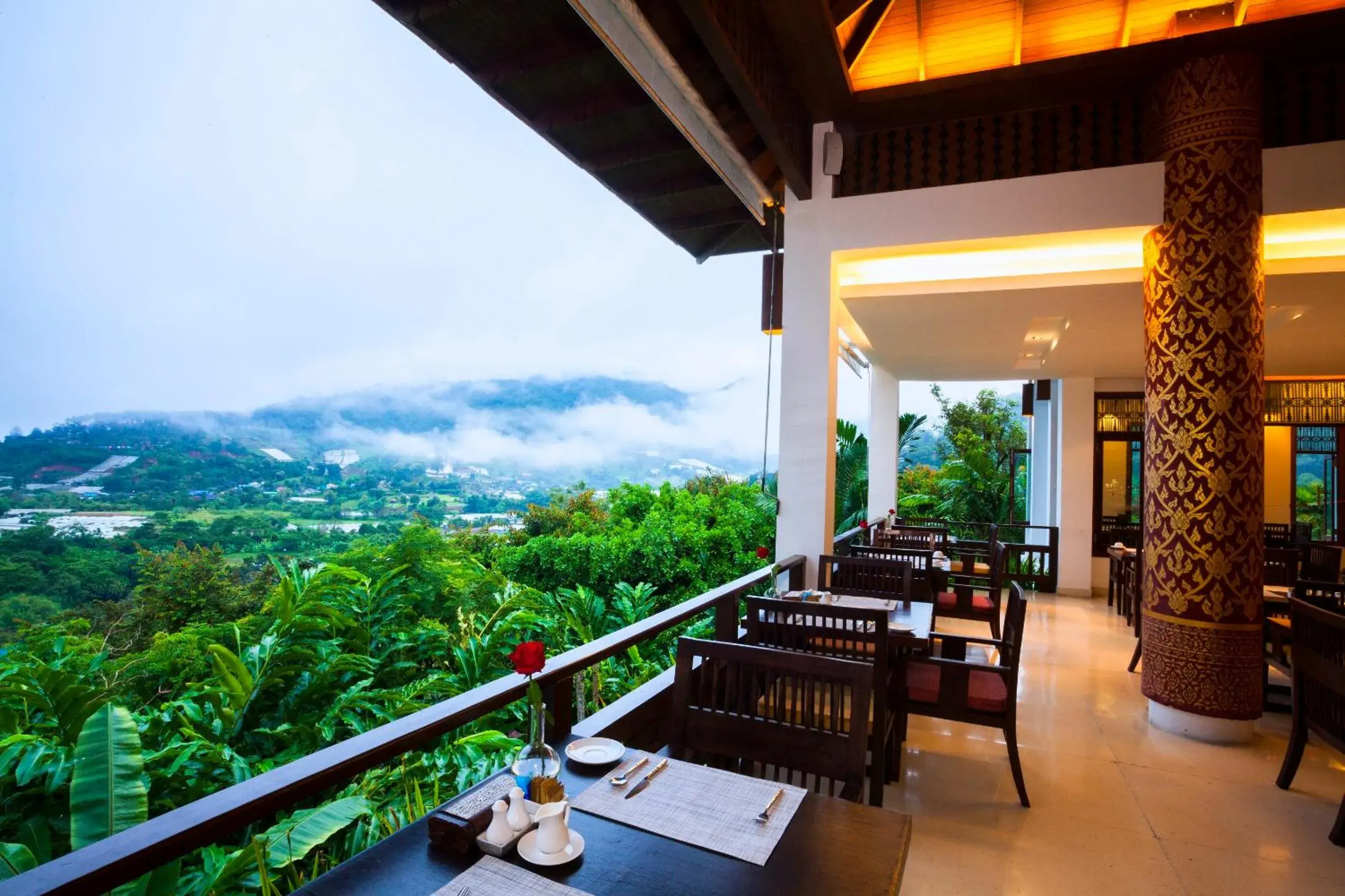 Restaurant/places to eat, Balcony/Terrace in Panviman Chiang Mai Spa Resort