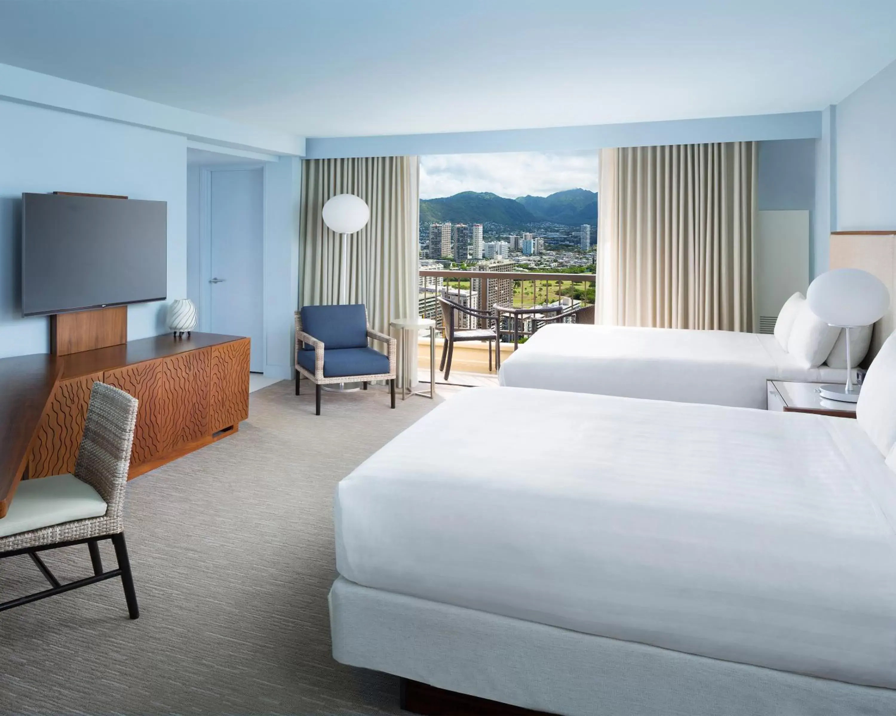 Queen Room with Two Queen Beds and City View - High Floor in Hyatt Regency Waikiki Beach Resort & Spa