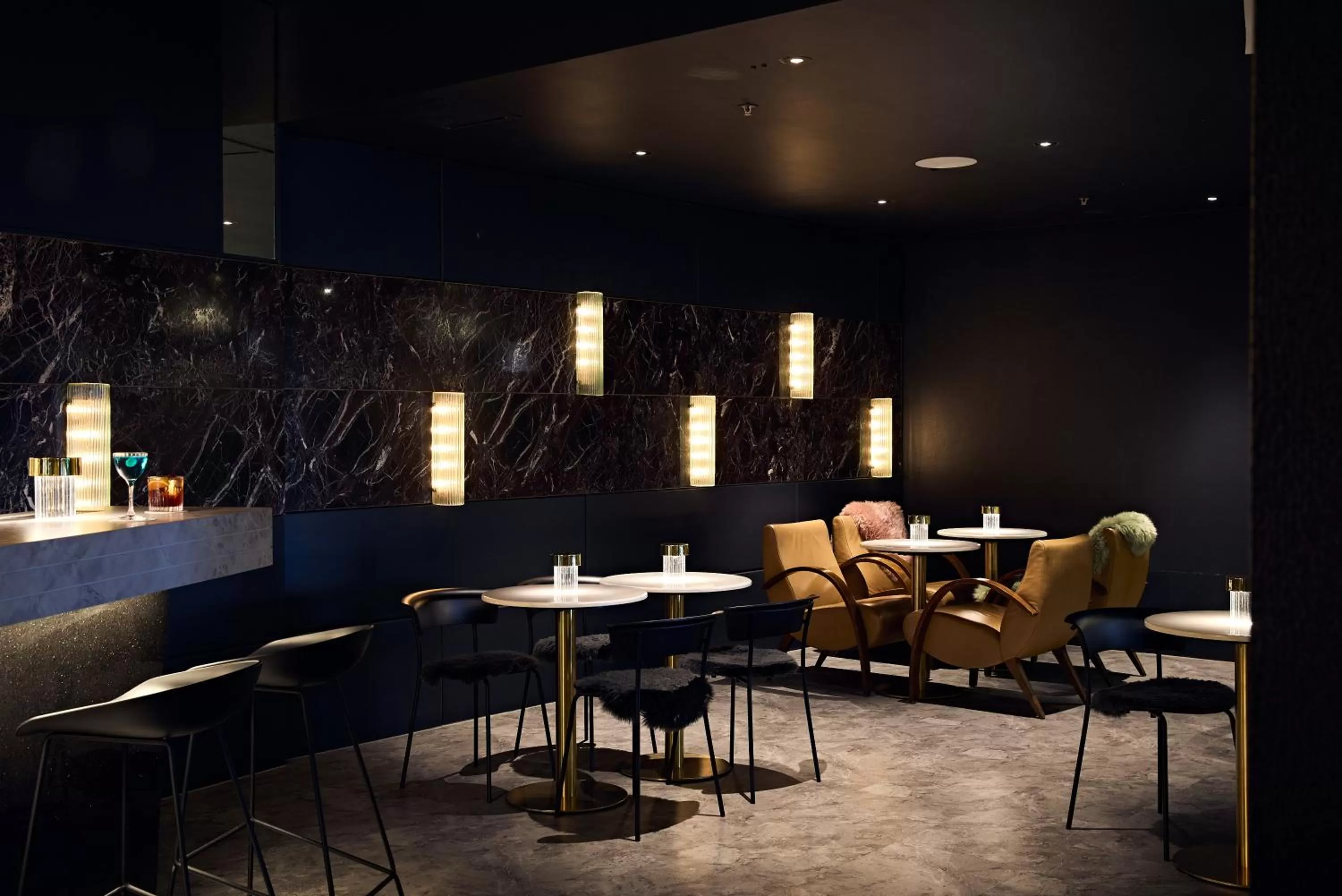 Lounge or bar in View Sydney