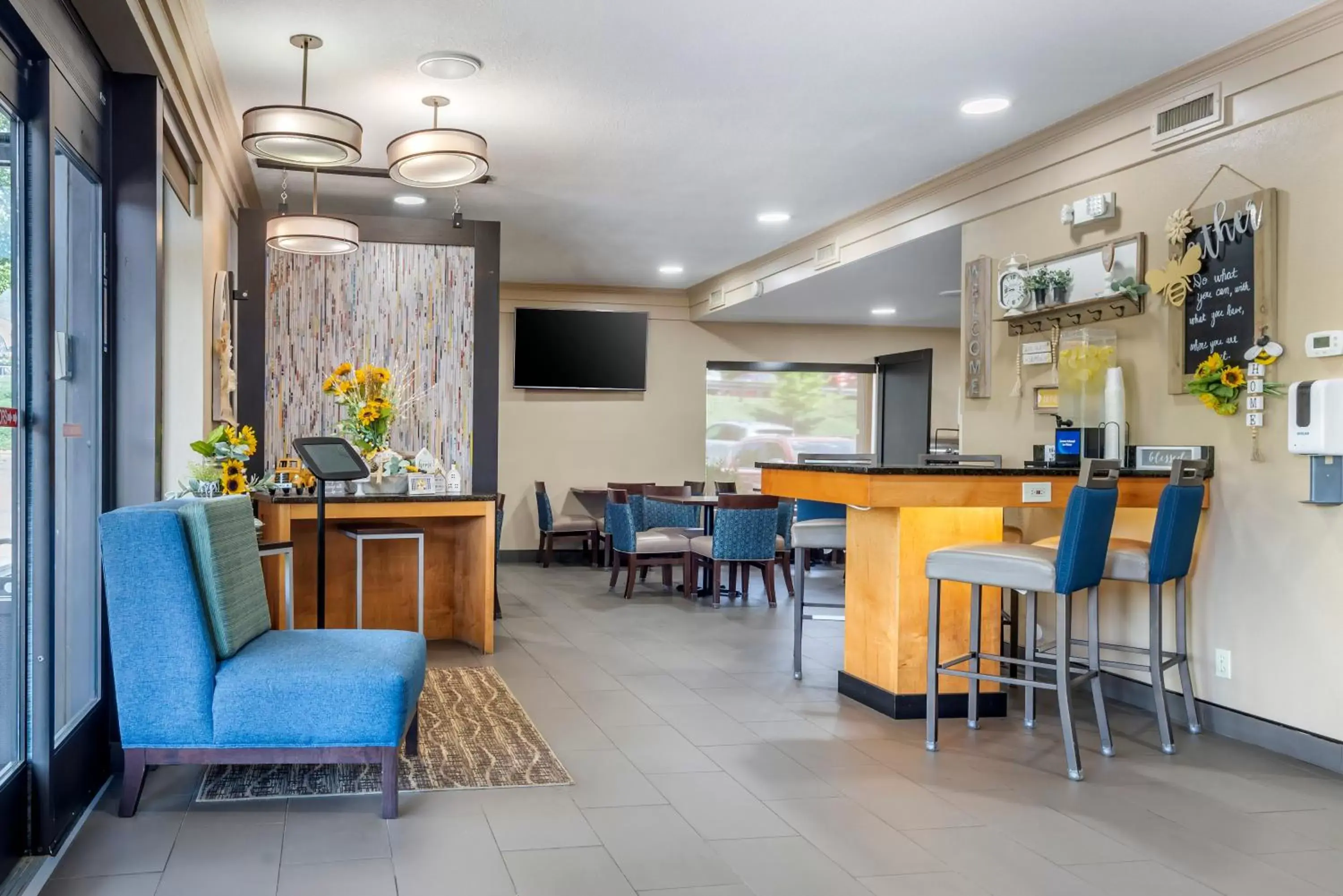 Lobby or reception in Comfort Inn Asheville East-Blue Ridge Pkwy Access