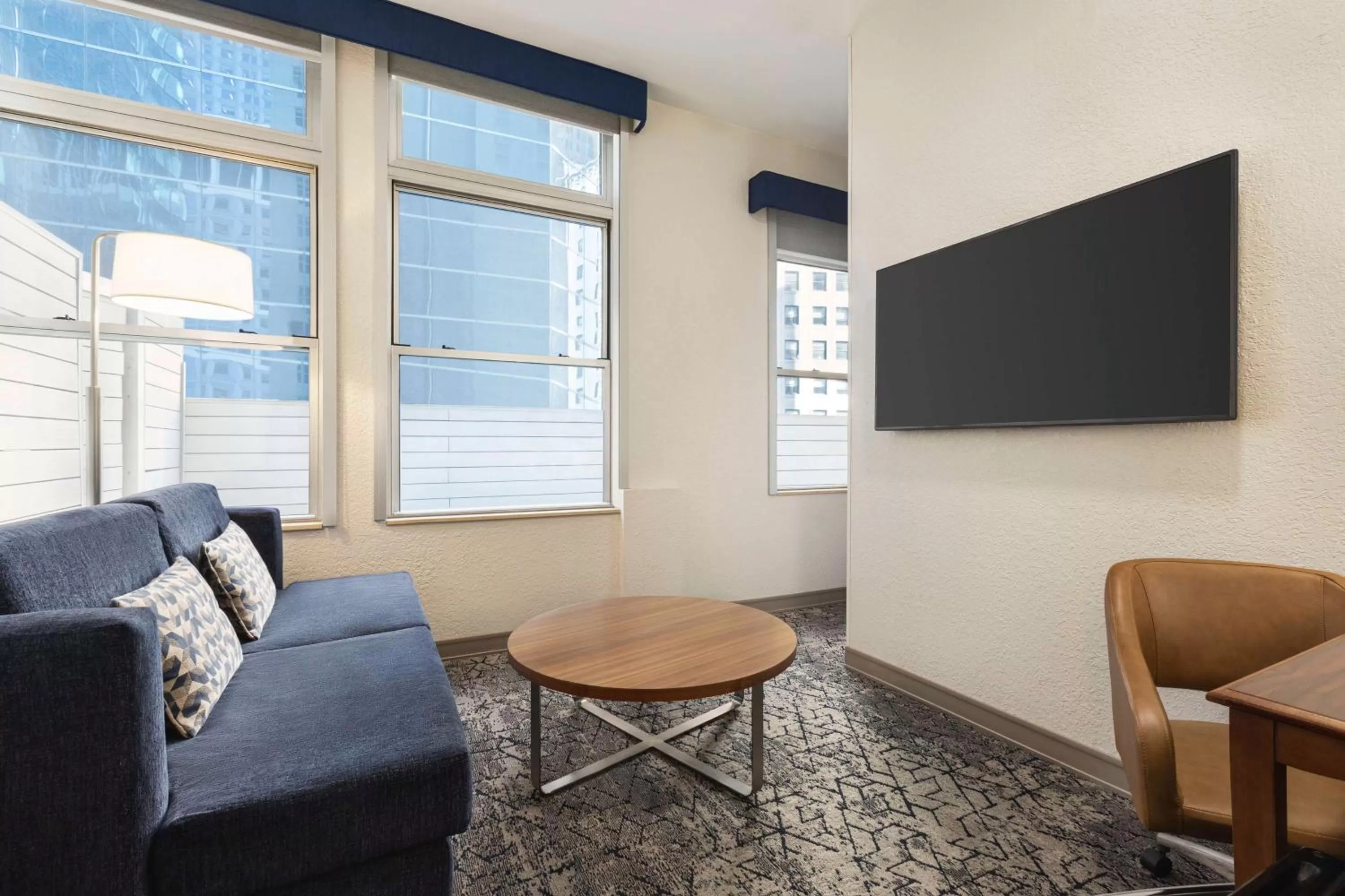 Living room in Hampton Inn Manhattan/Downtown- Financial District