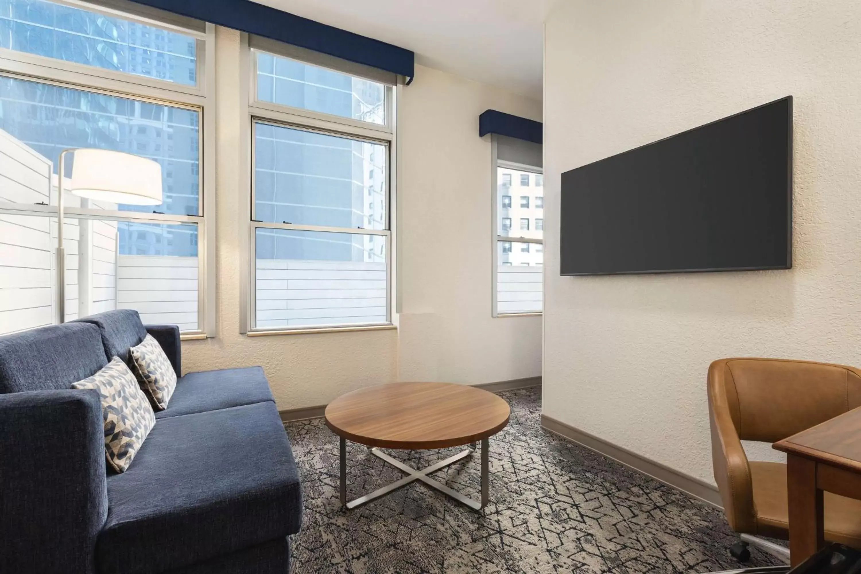 Living room, Seating Area in Hampton Inn Manhattan/Downtown- Financial District