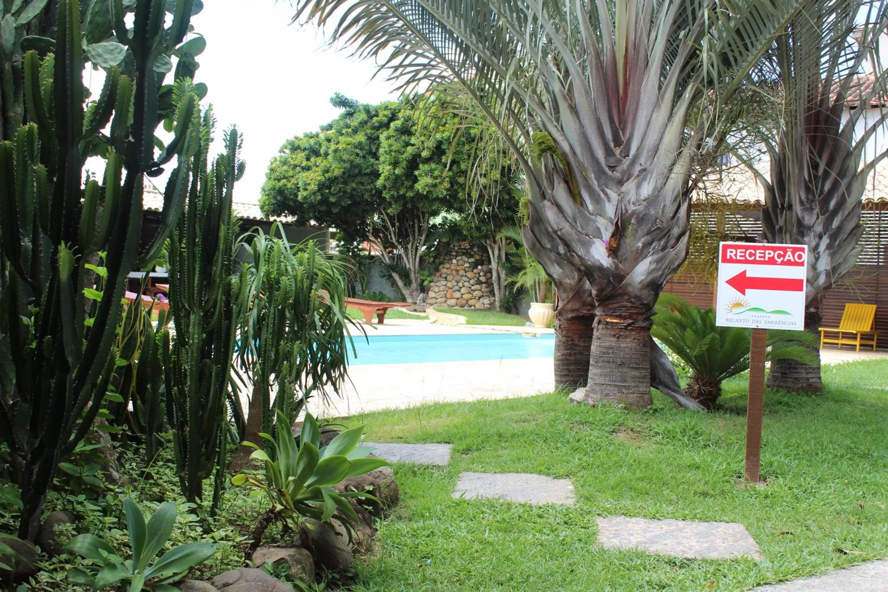 Swimming Pool in Pousada Recanto Das Emerências