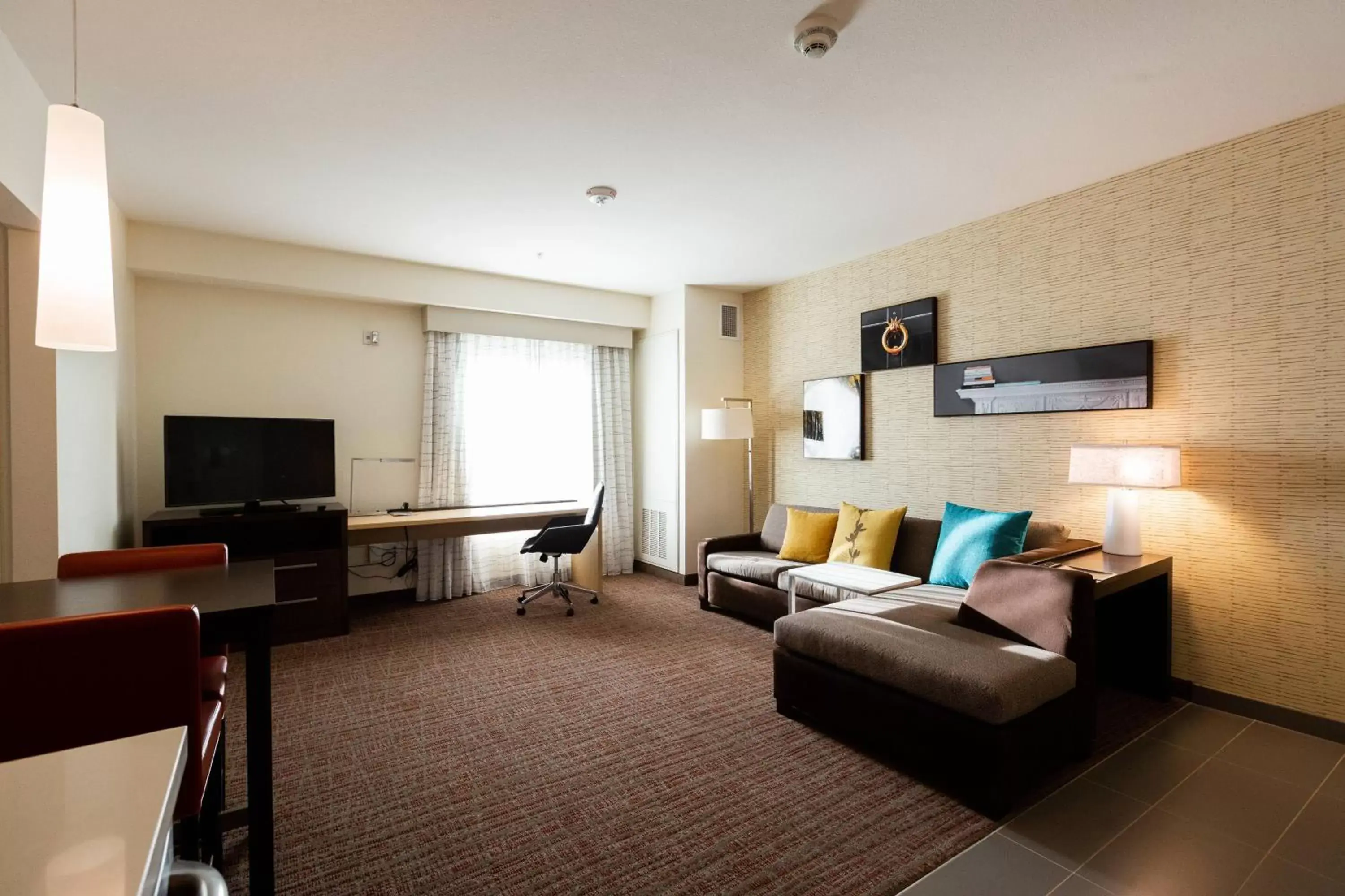 Bedroom, Seating Area in Residence Inn by Marriott Oklahoma City North/Quail Springs