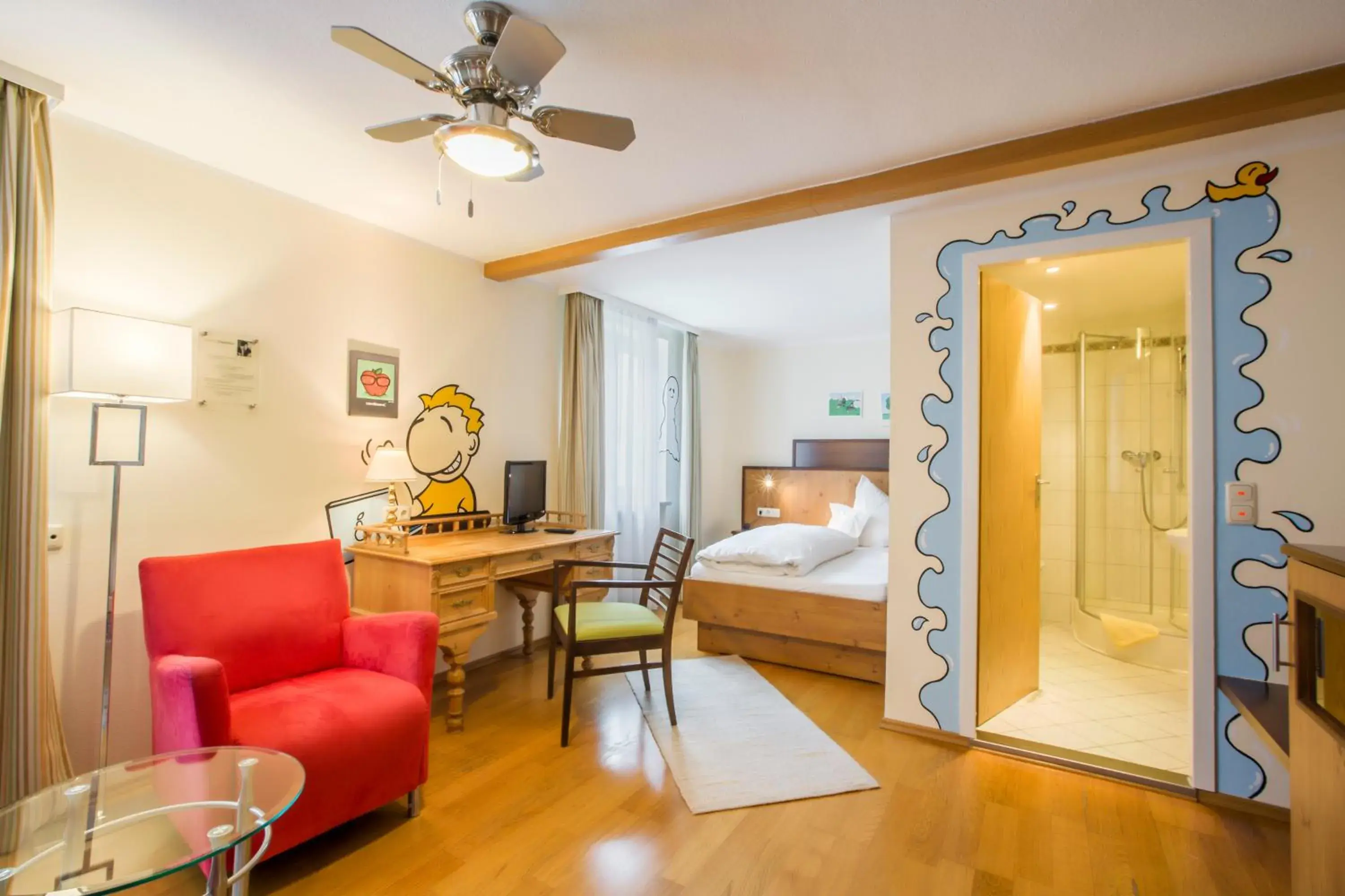 Bathroom, Seating Area in Hotel Brunner