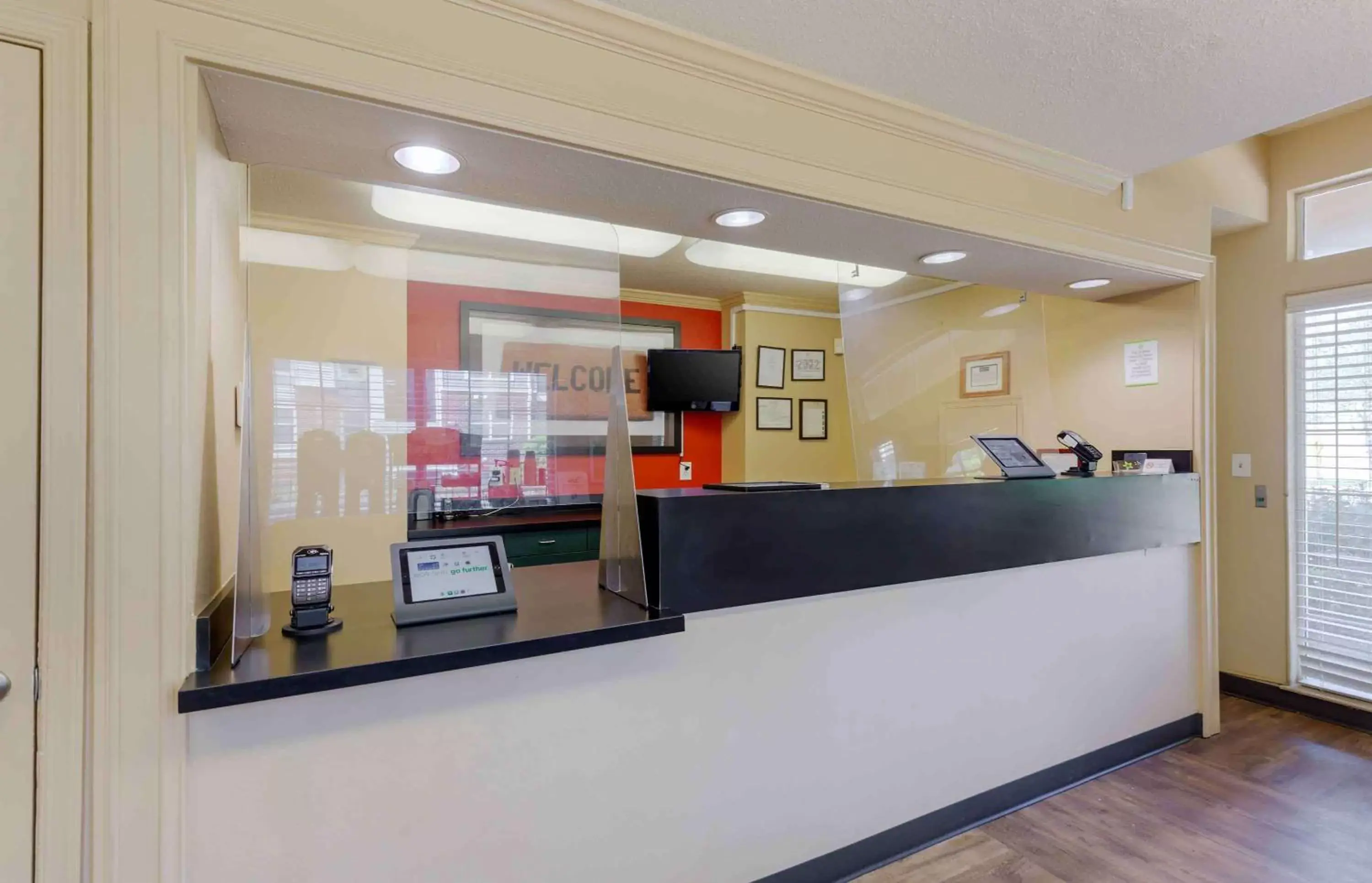 Lobby or reception, Lobby/Reception in Extended Stay America Suites - Washington, DC - Fairfax - Fair Oaks