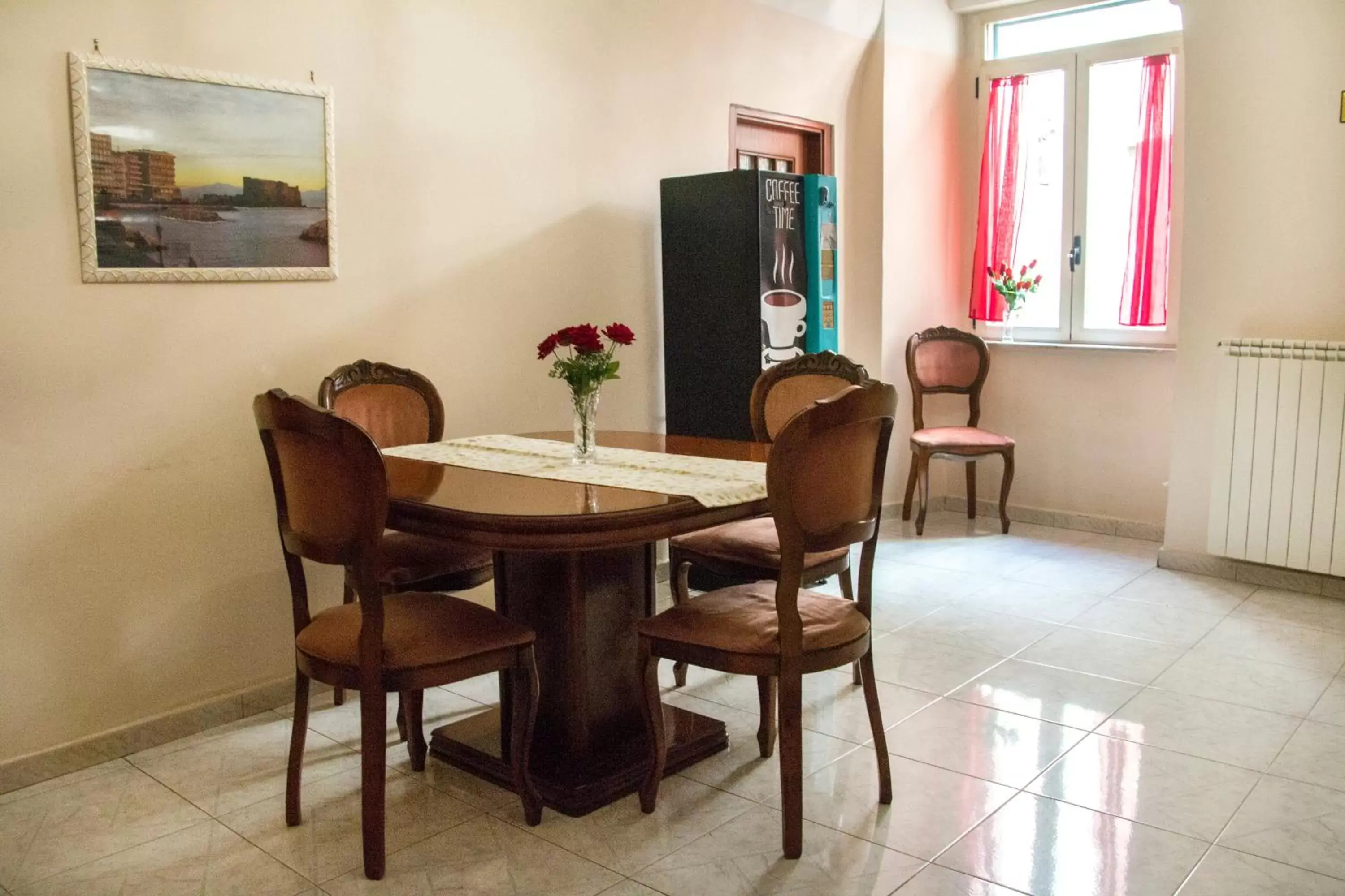 Living room, Dining Area in B&B Carbonara Napoli