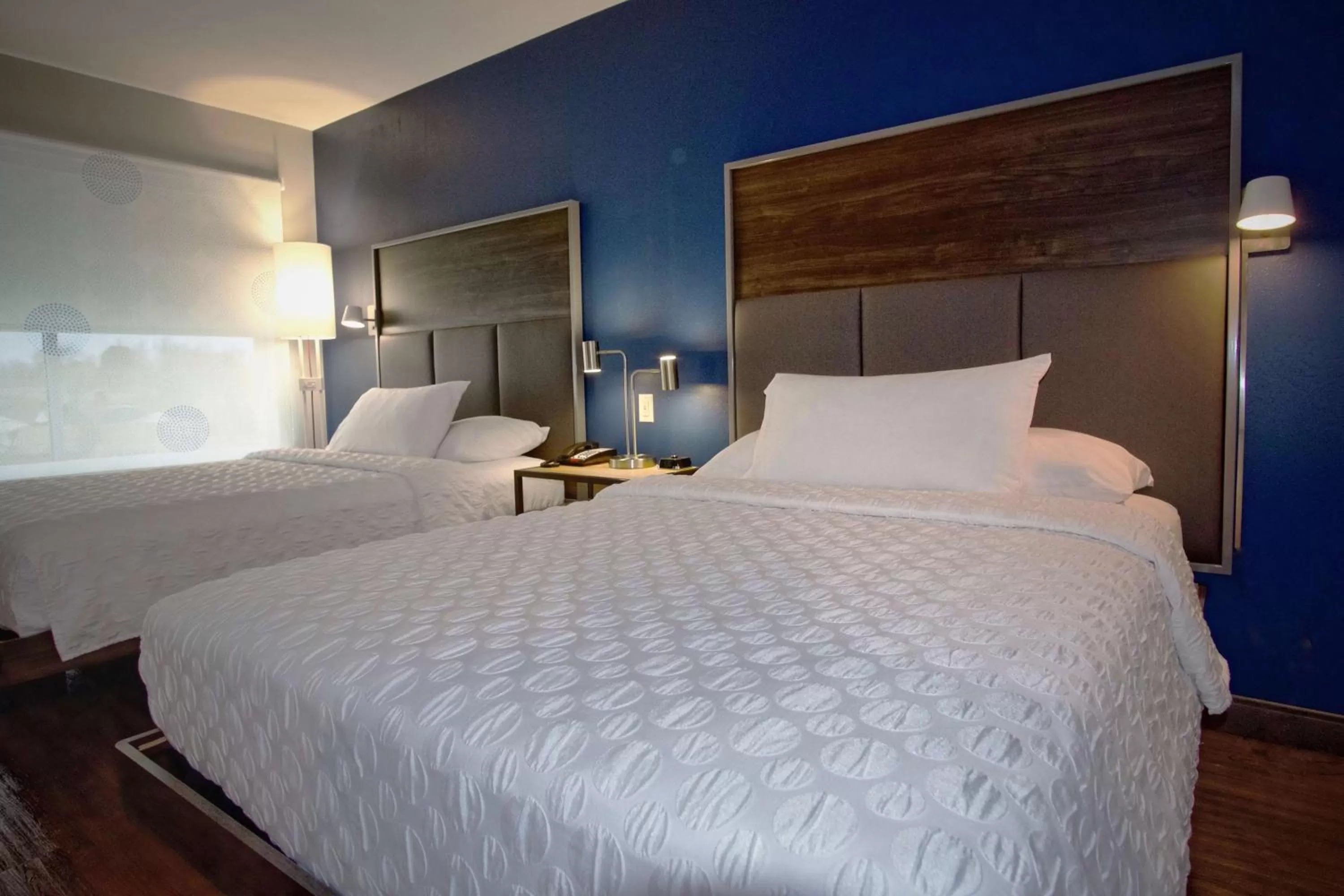 Queen Room with Two Queen Beds - Hearing Accessible in Tru By Hilton Oklahoma City Nw Expressway
