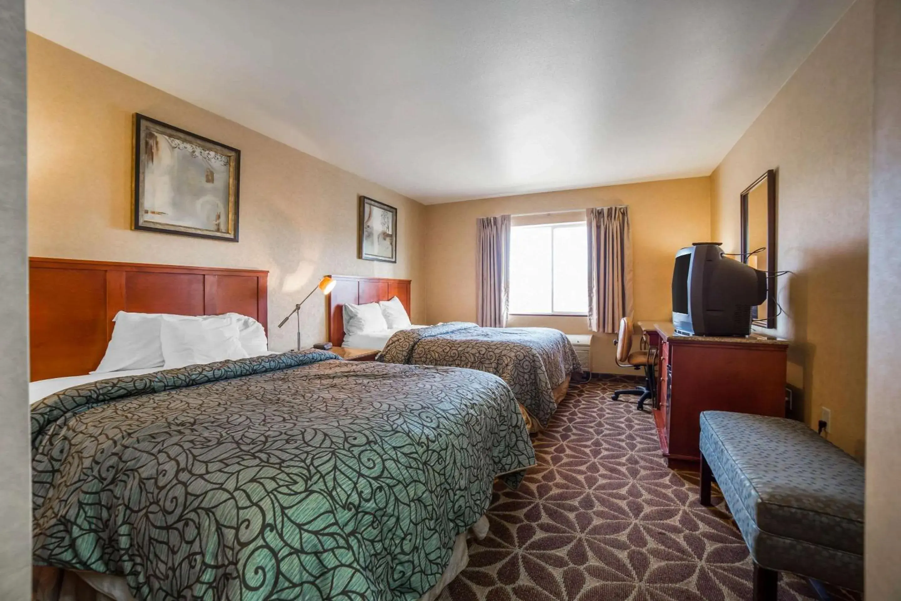 Photo of the whole room in Rodeway Inn & Suites Nampa
