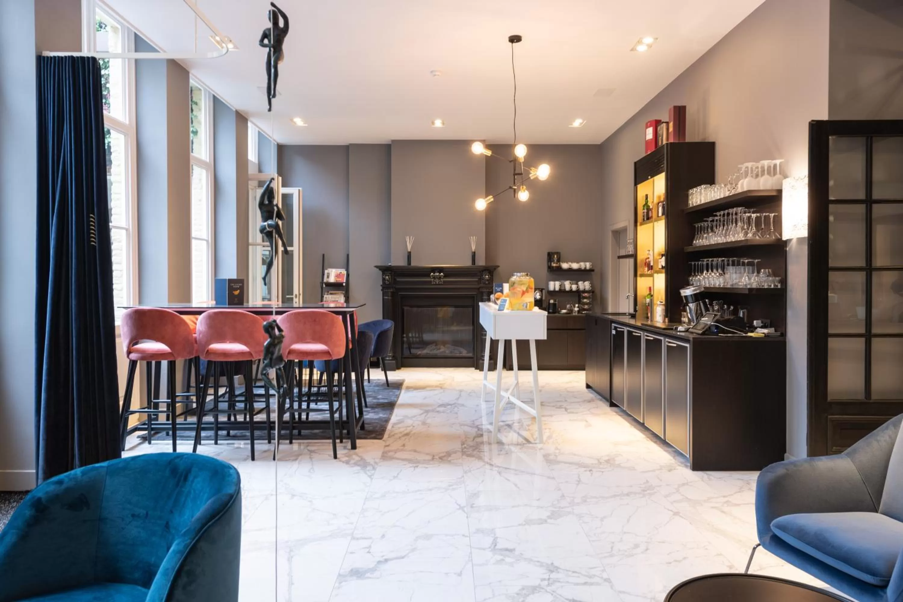 Living room in Boutique Hotel Sablon by CW Hotel Collection