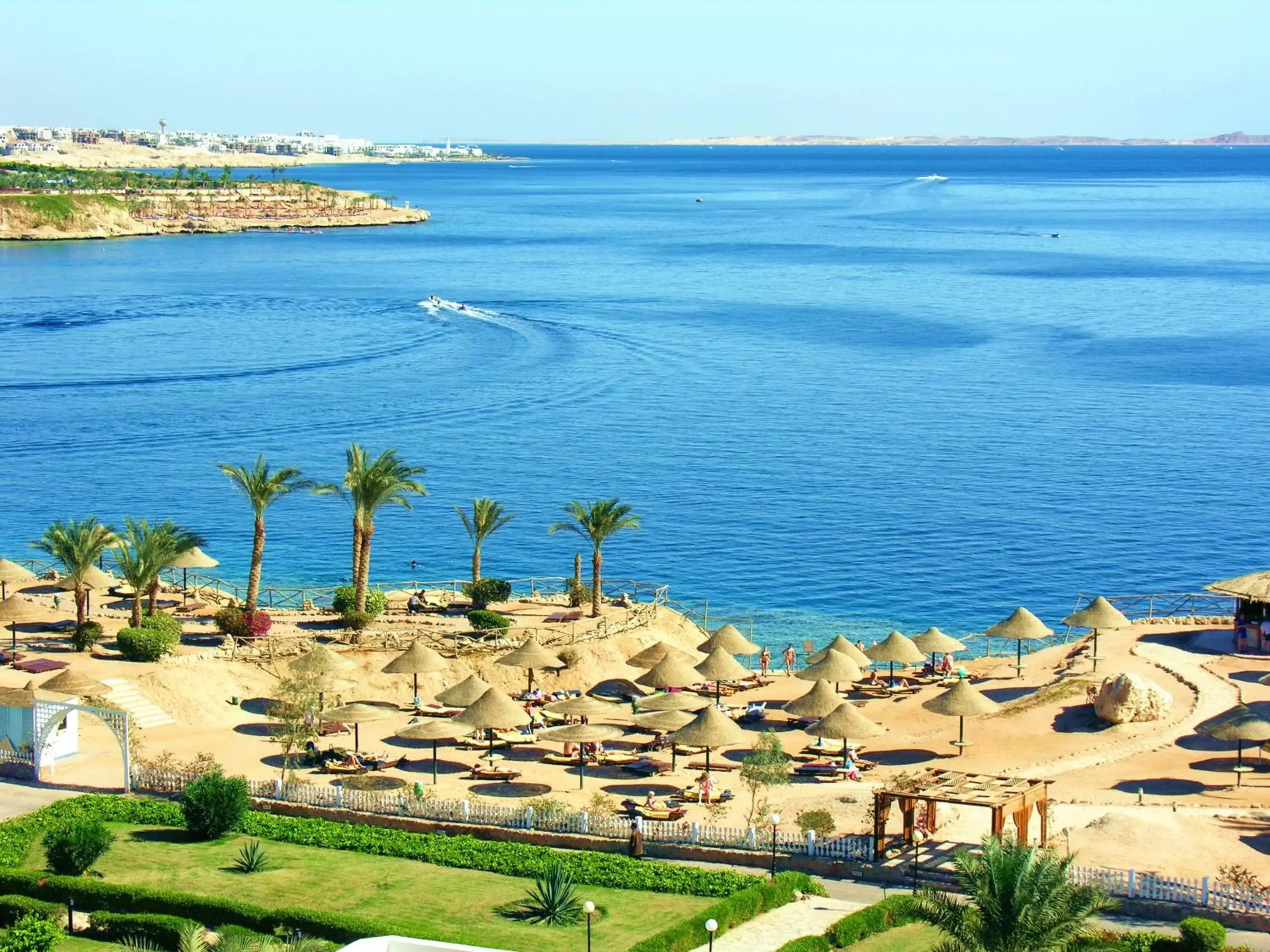 Beach in Pyramisa Beach Resort Sharm El Sheikh