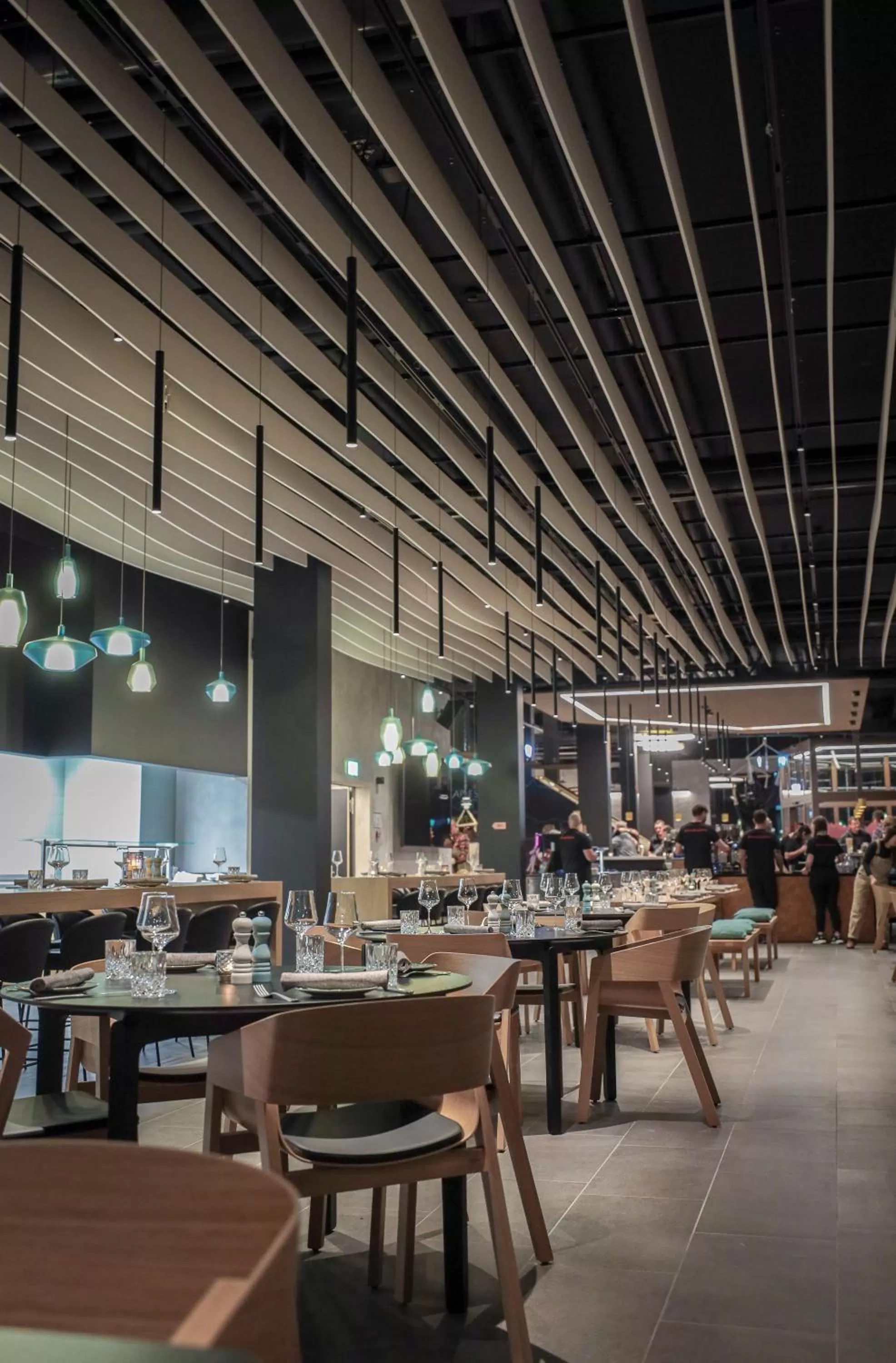 Restaurant/places to eat in AVES Hotel&Apartment Arosa