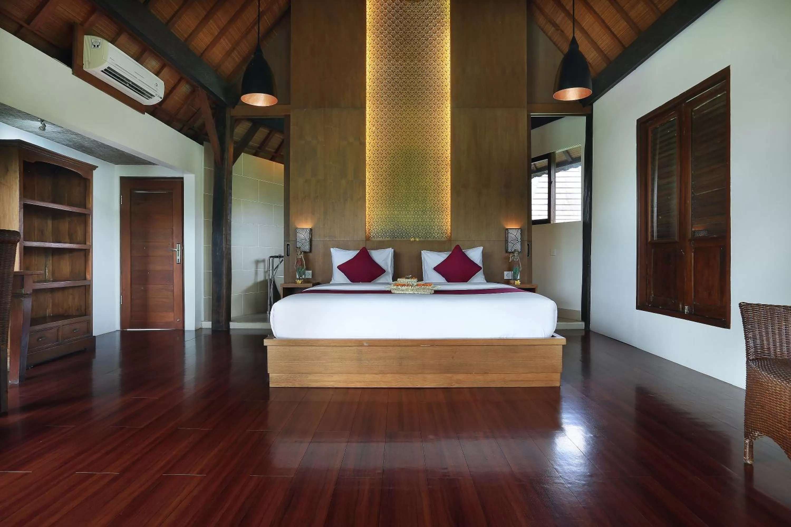 Bedroom, Bed in Gusde Tranquil Villas by EPS