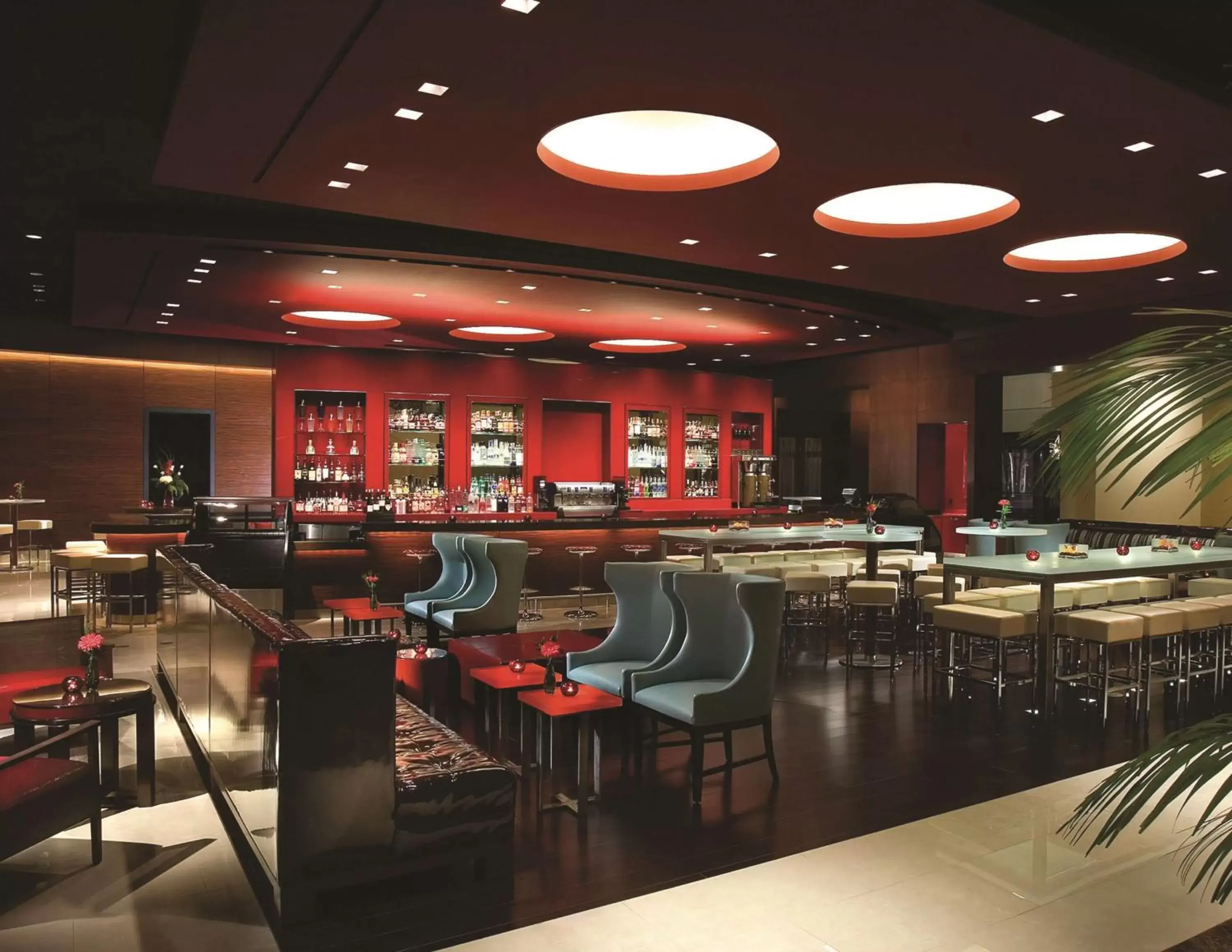 Lounge or bar, Restaurant/Places to Eat in Hilton Anatole