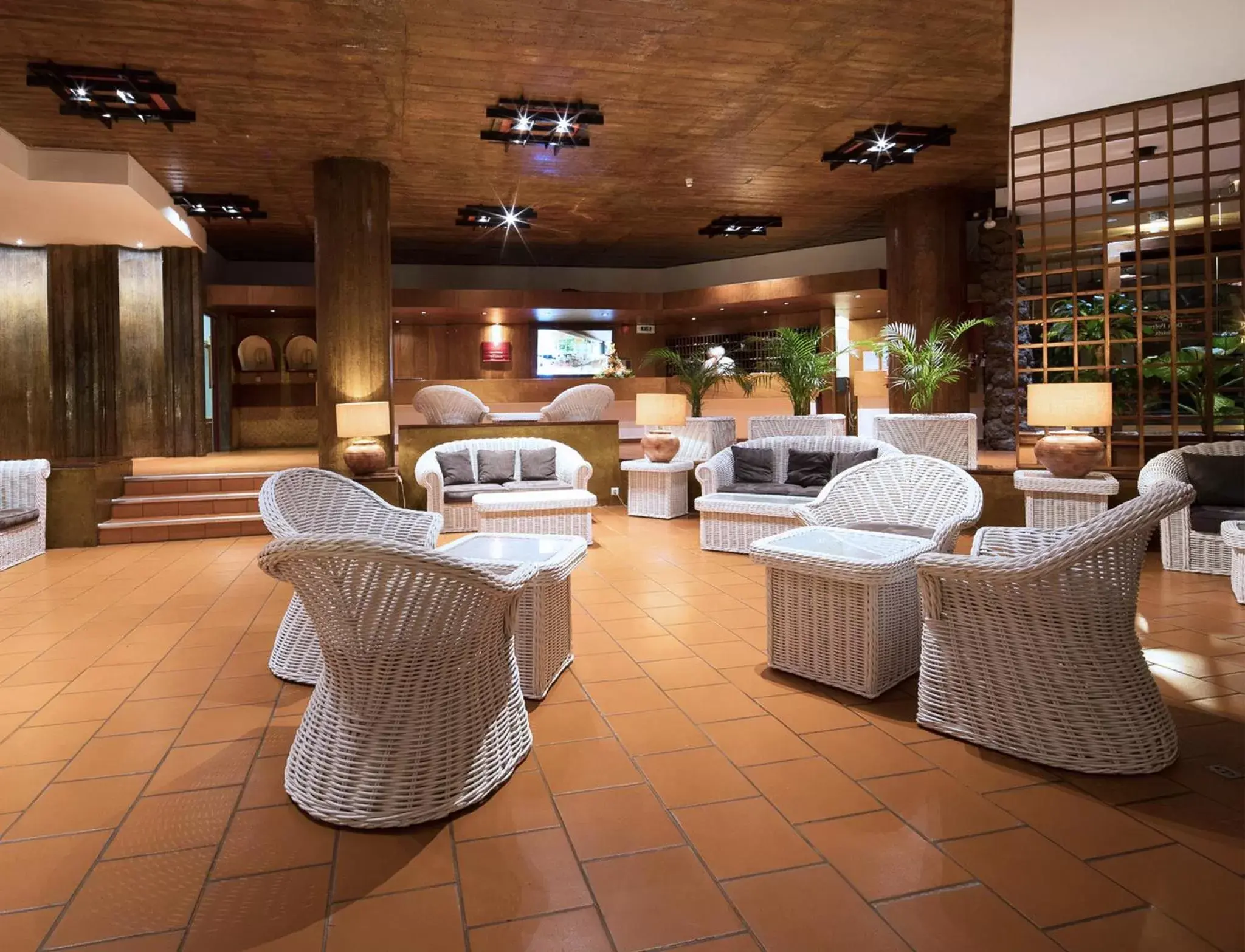 Lobby or reception, Restaurant/Places to Eat in Dom Pedro Madeira
