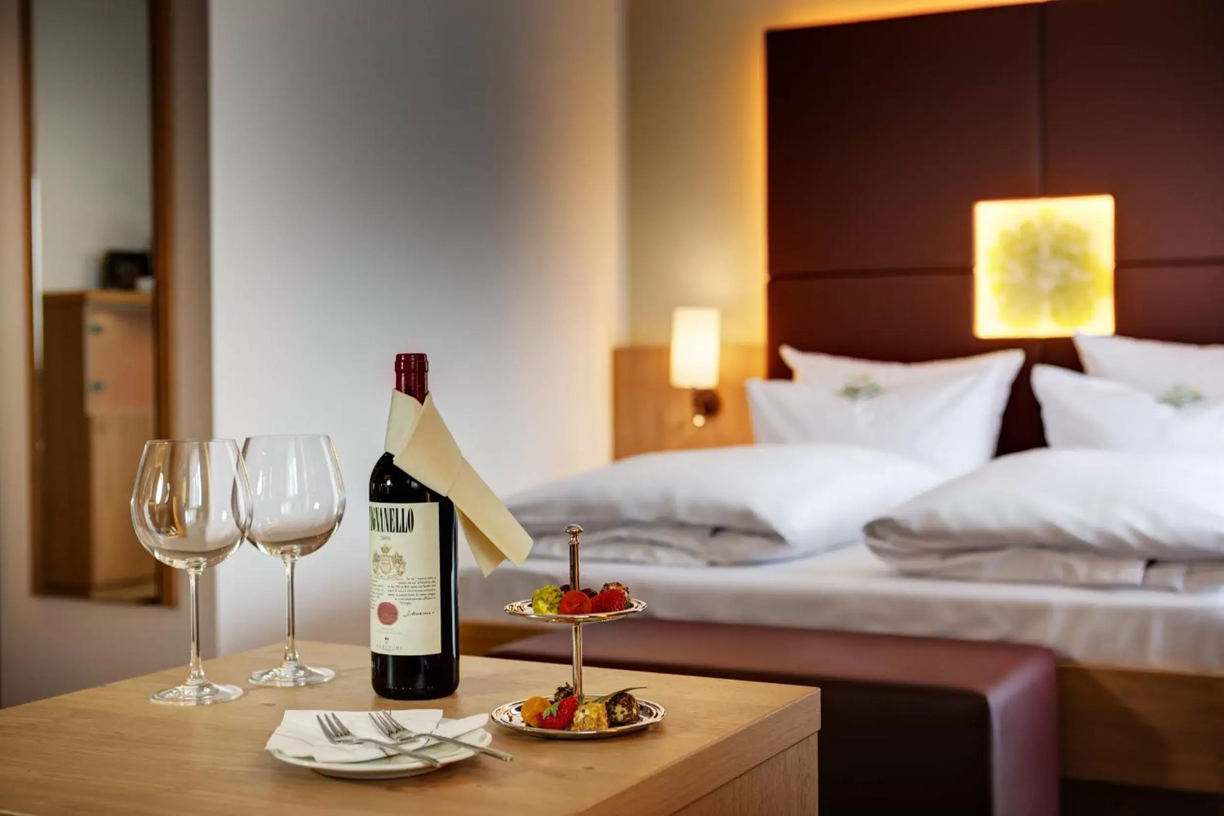 Bed, Drinks in Obermühle 4*S Boutique Resort