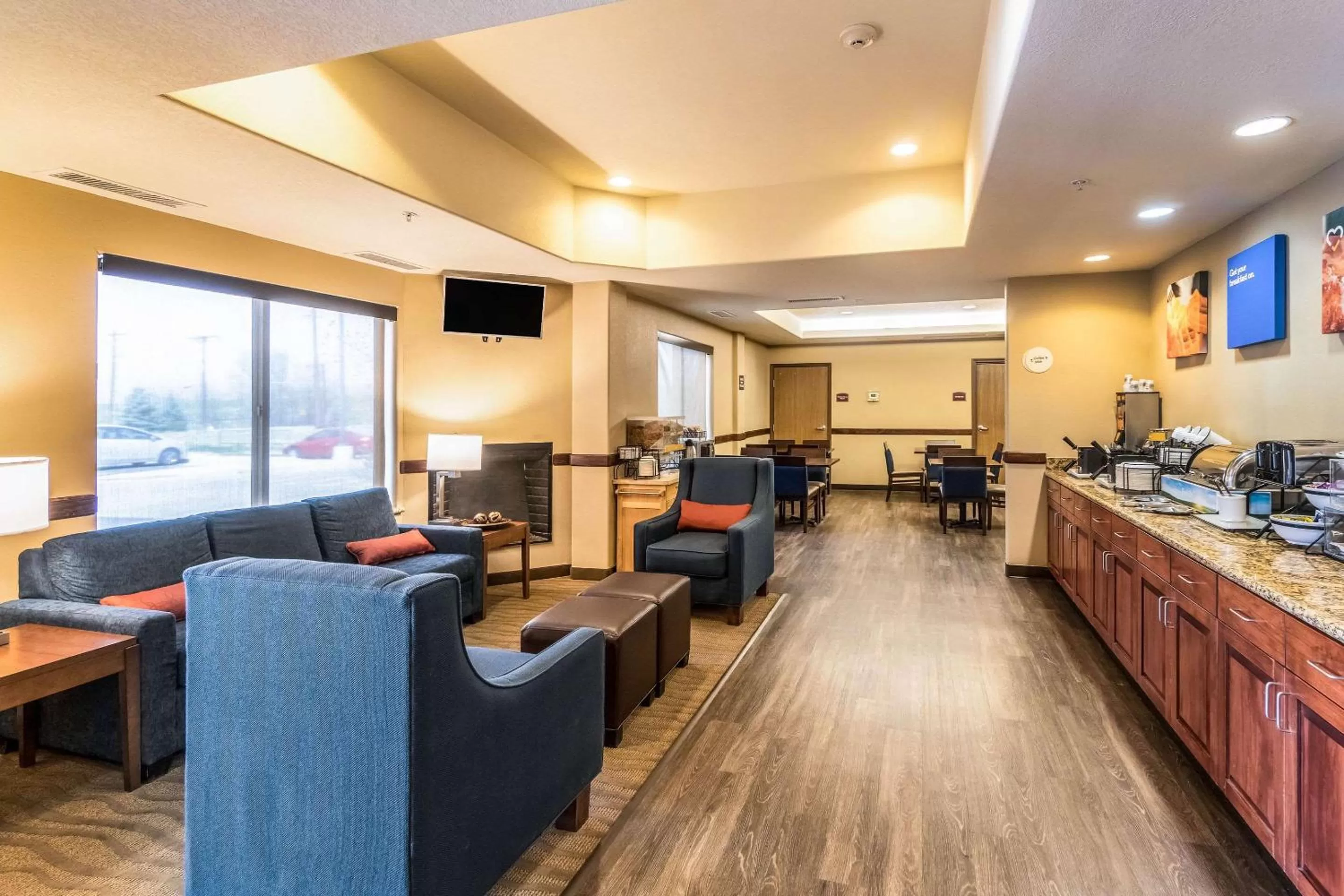 Restaurant/places to eat in Comfort Inn & Suites Rifle