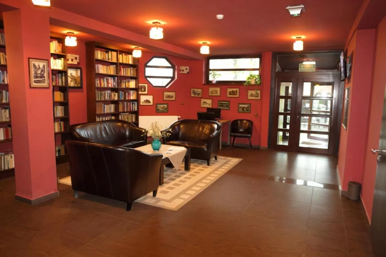 Library in Boutique Hotel Sudetia - Medical & SPA