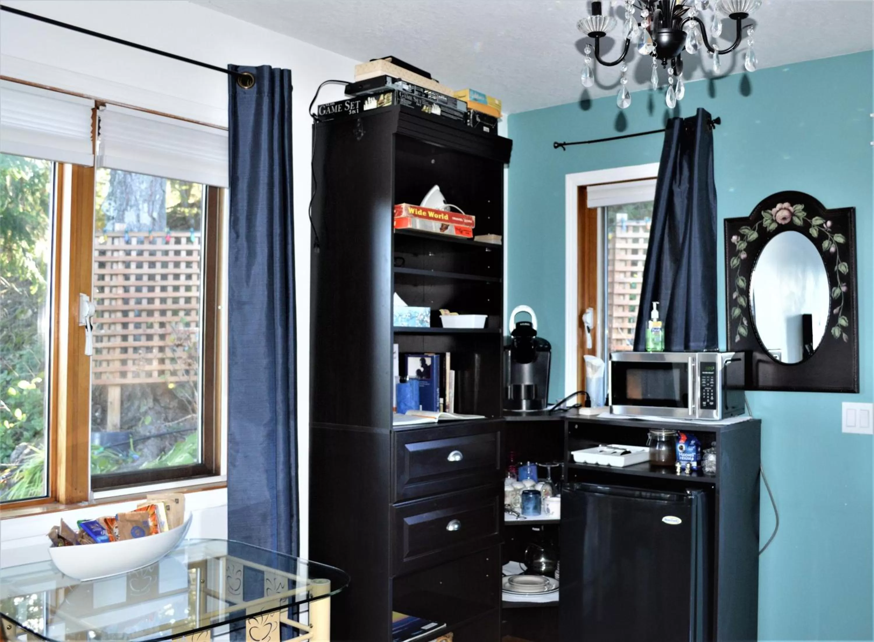 Coffee/tea facilities, Kitchen/Kitchenette in Armand Heights