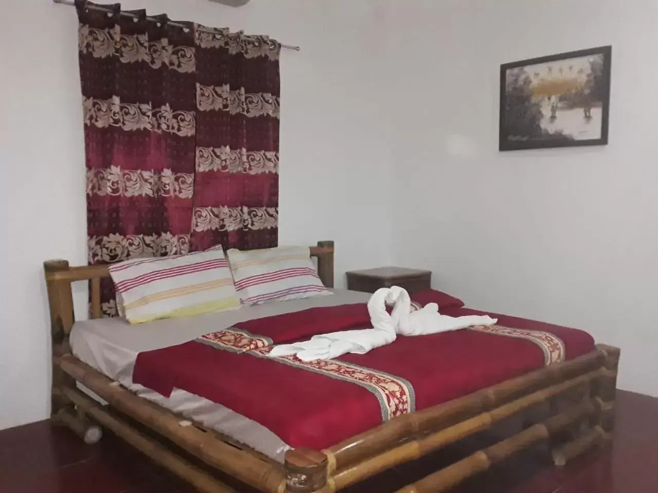 Standard Double Room in Tauig Beach Resort Standard Double Room in Tauig Beach Resort