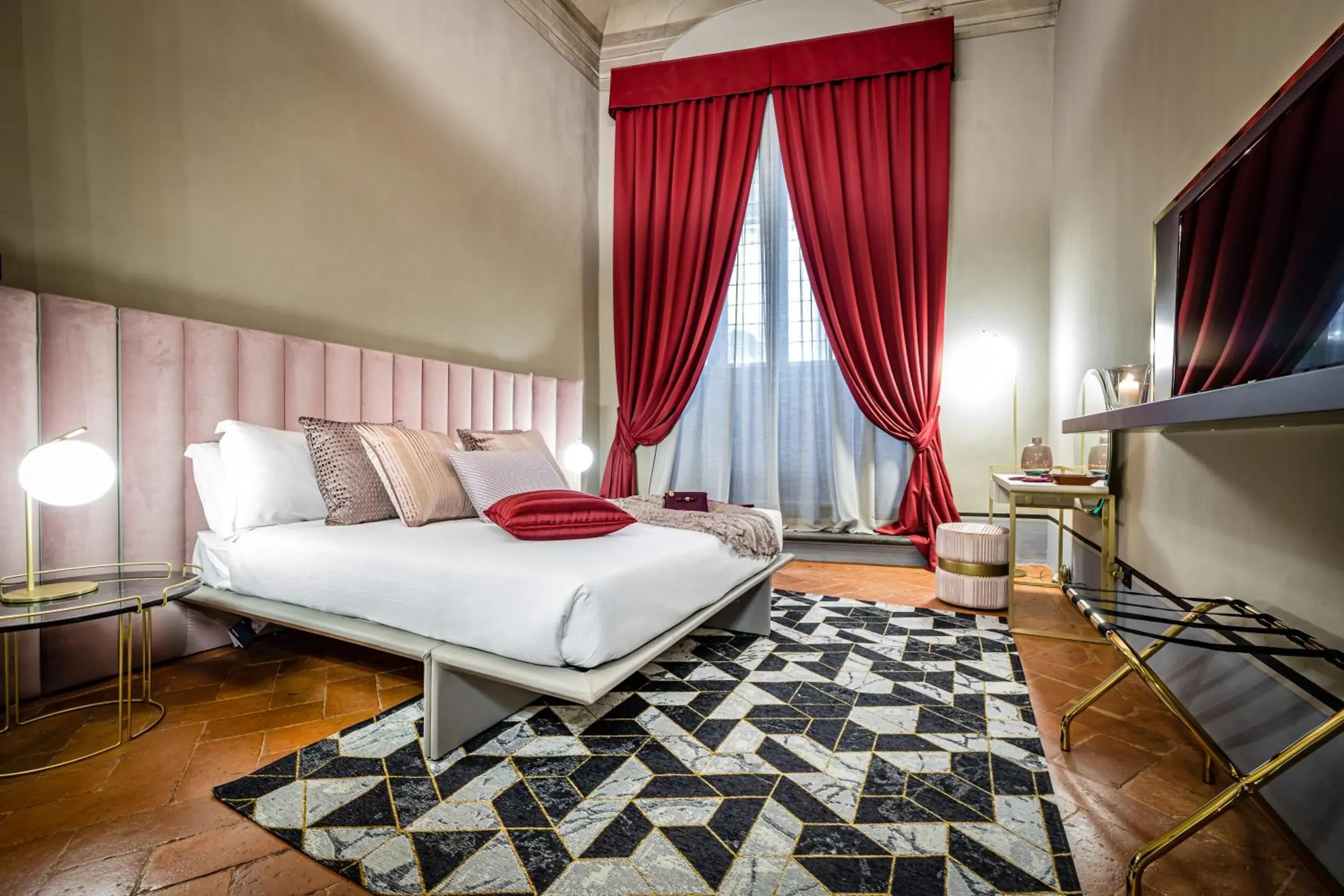 Bedroom, Bed in Palazzo Bianca Cappello Residenza d'Epoca