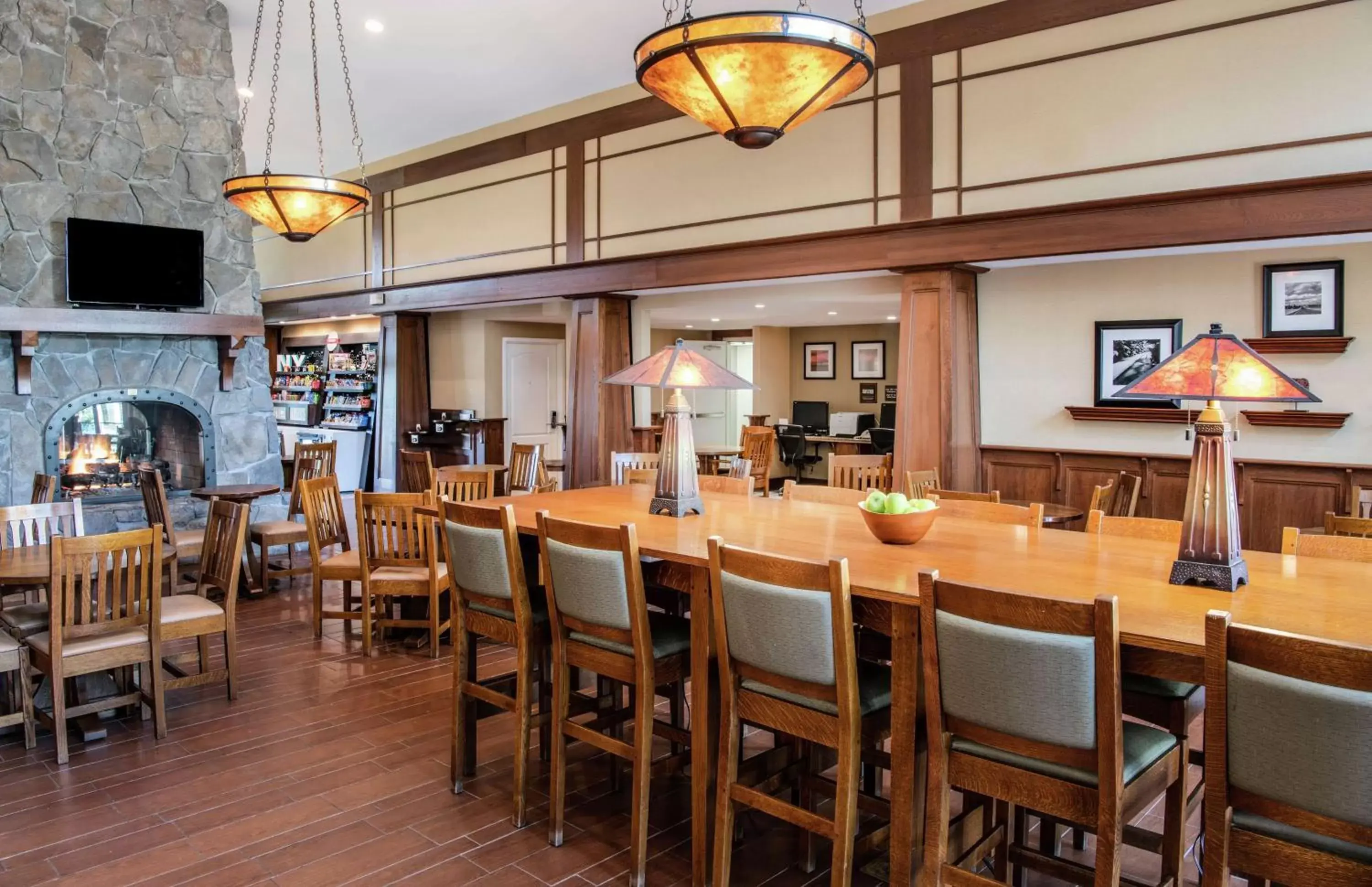 Breakfast, Restaurant/Places to Eat in Hampton Inn & Suites Rochester/Victor