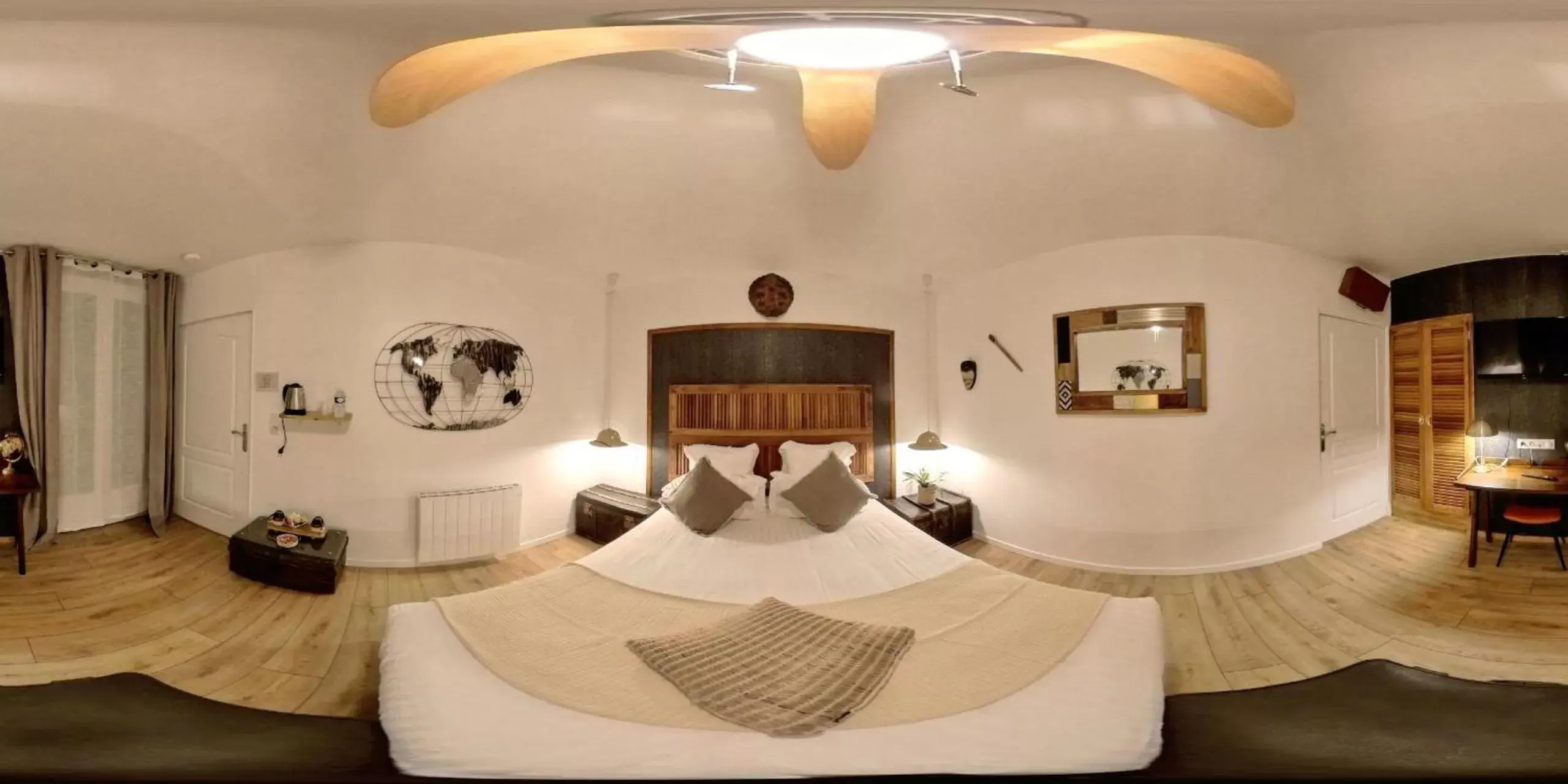 Bedroom, Bed in Chambres d'Hôtes La Filature