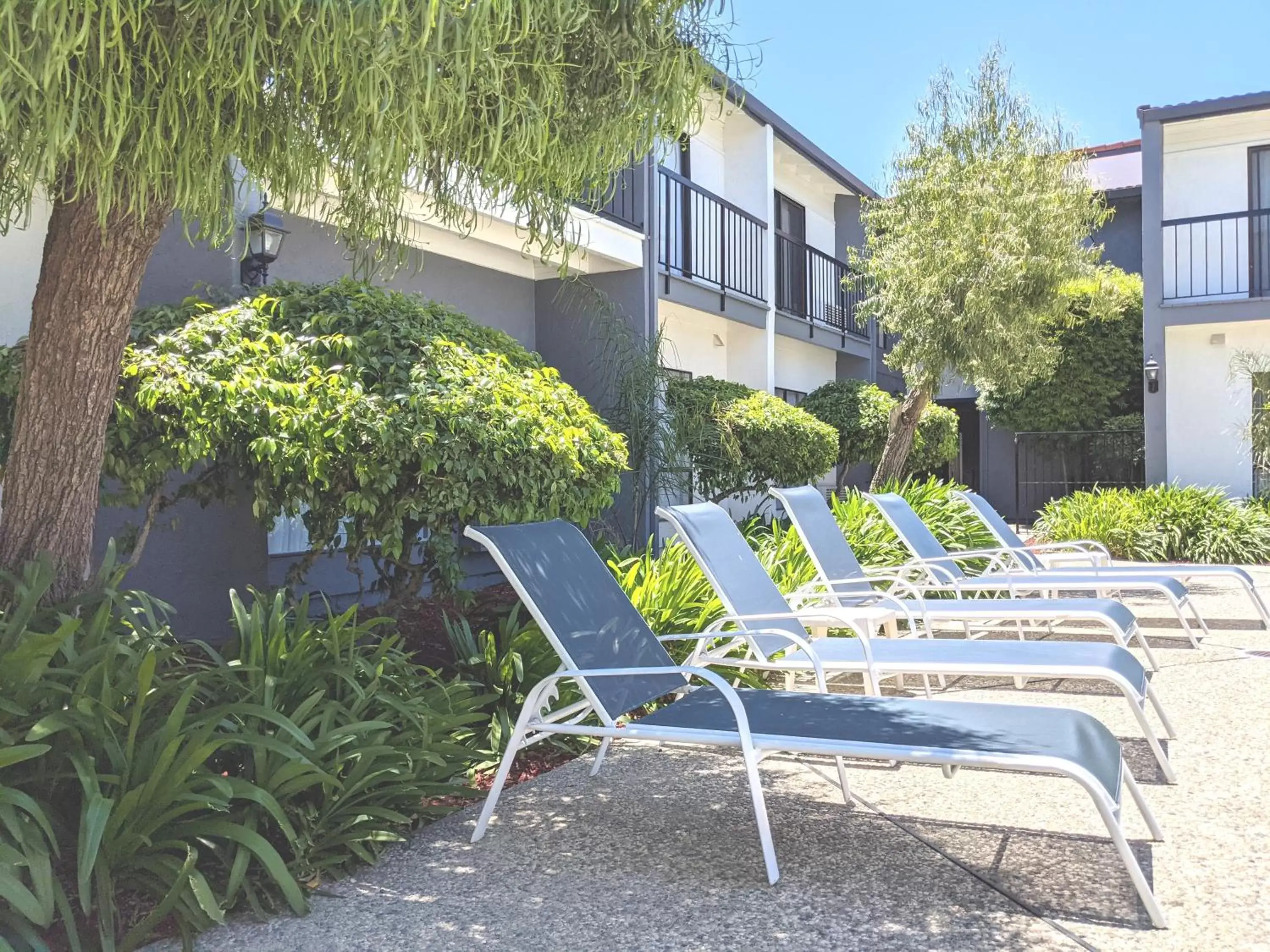 Property building in Quality Inn & Suites South San Jose - Morgan Hill
