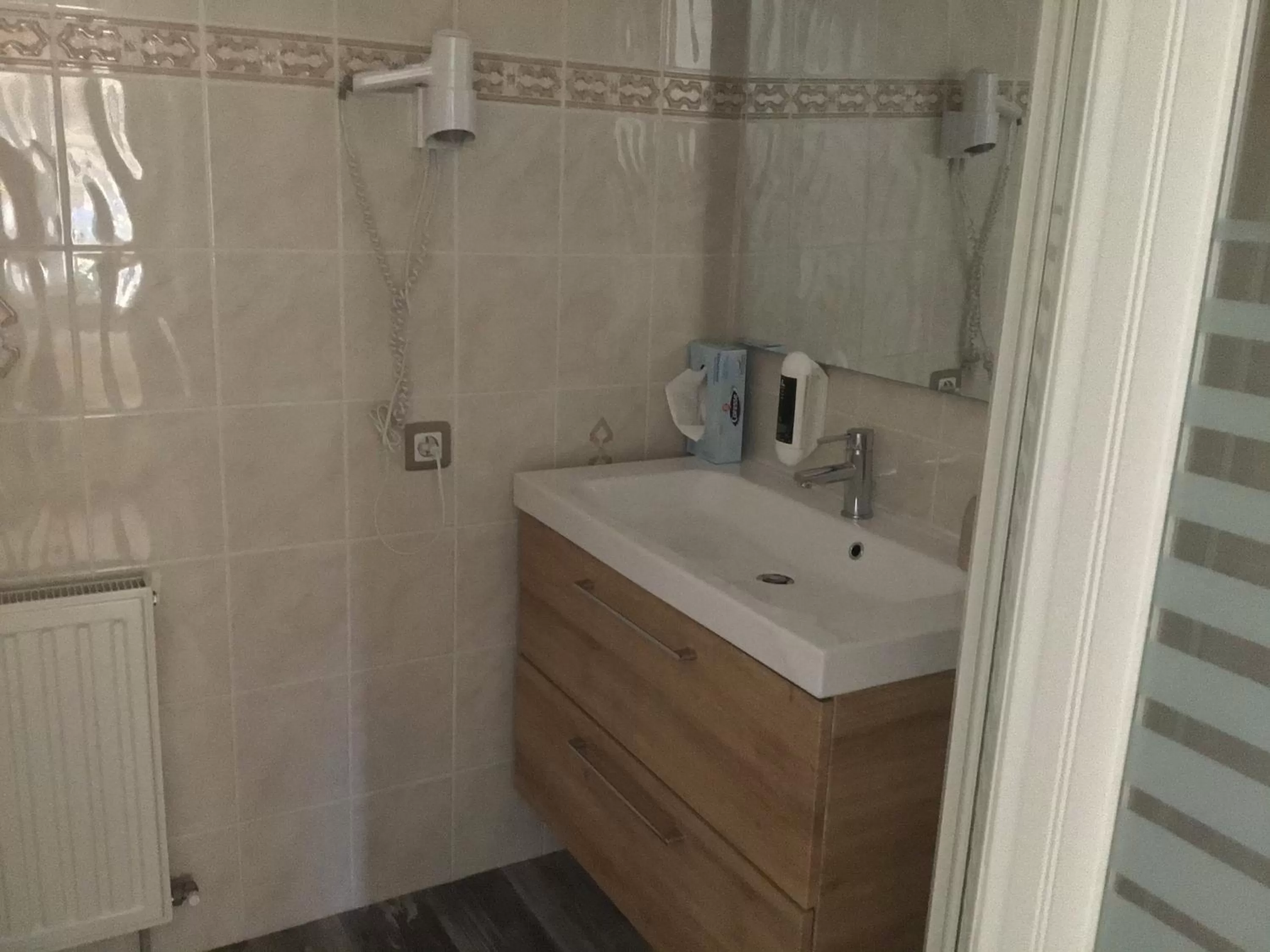 Shower in Le Logis de la Venise Verte