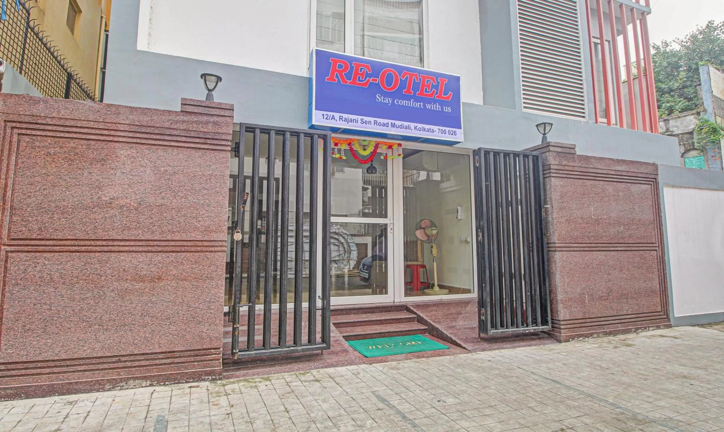 Facade/entrance in Itsy Hotels Reotel Near Rabindra Sarobar