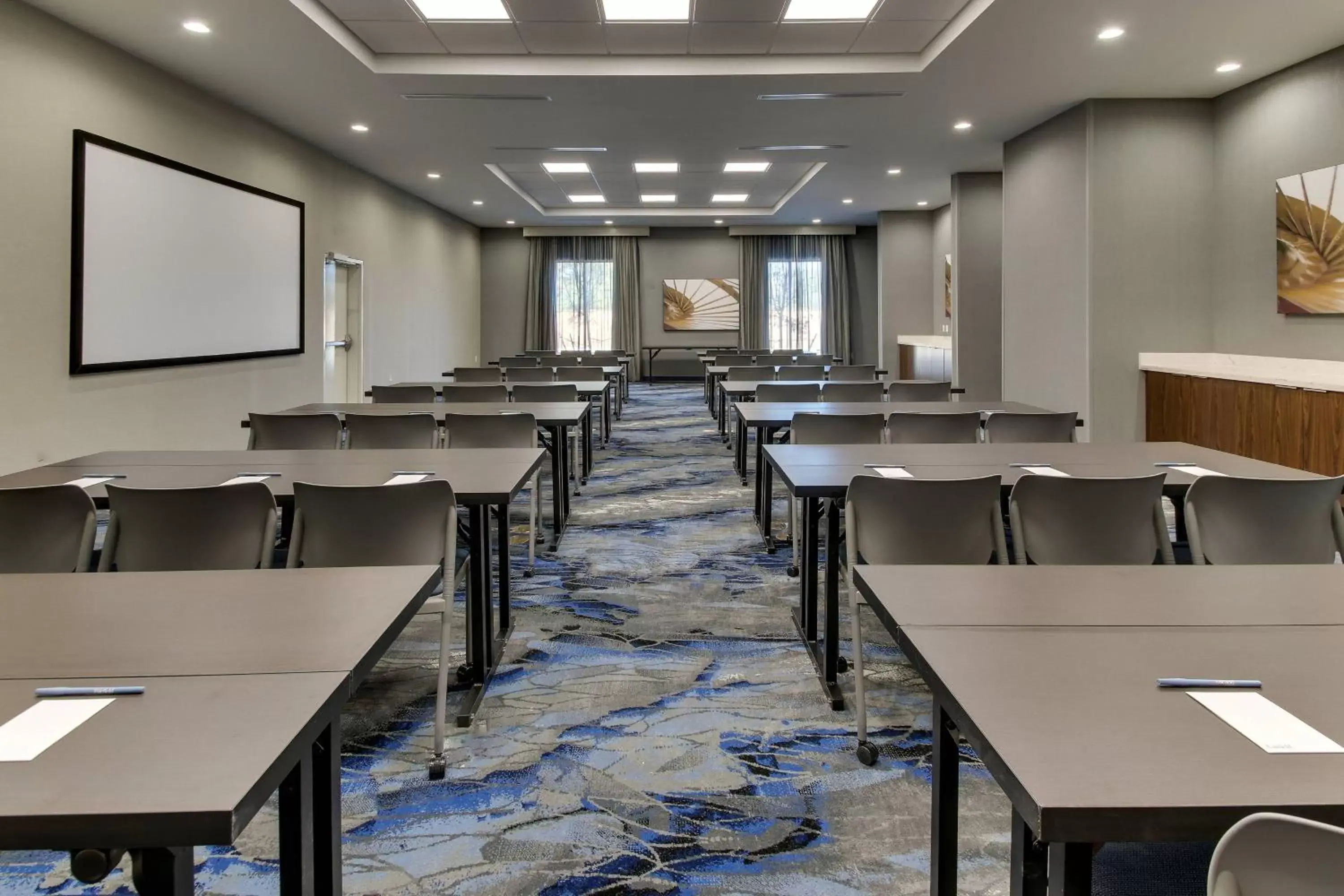 Meeting/conference room in Fairfield Inn and Suites by Marriott Houston Brookhollow