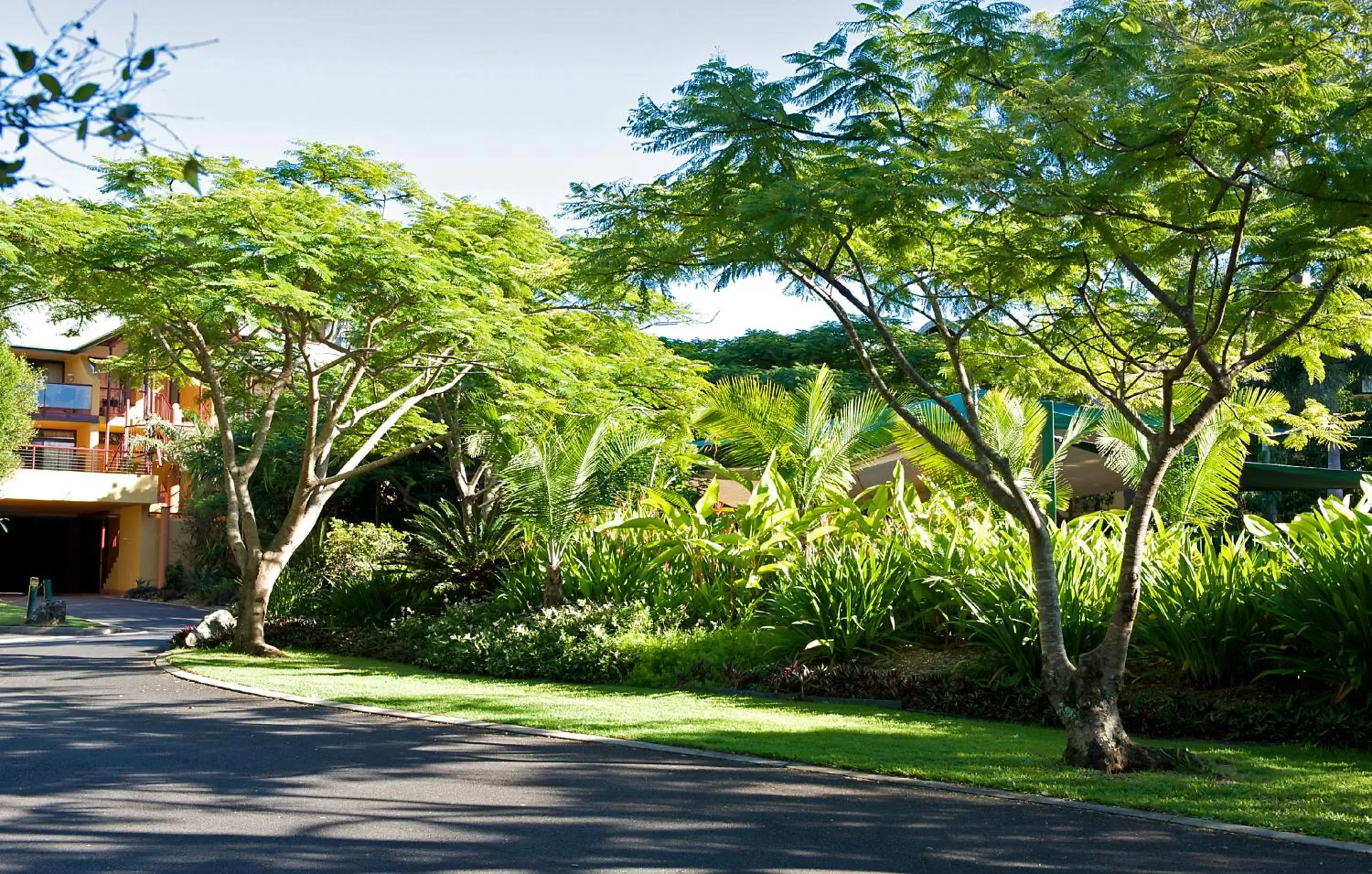 Garden in Byron Links Apartments