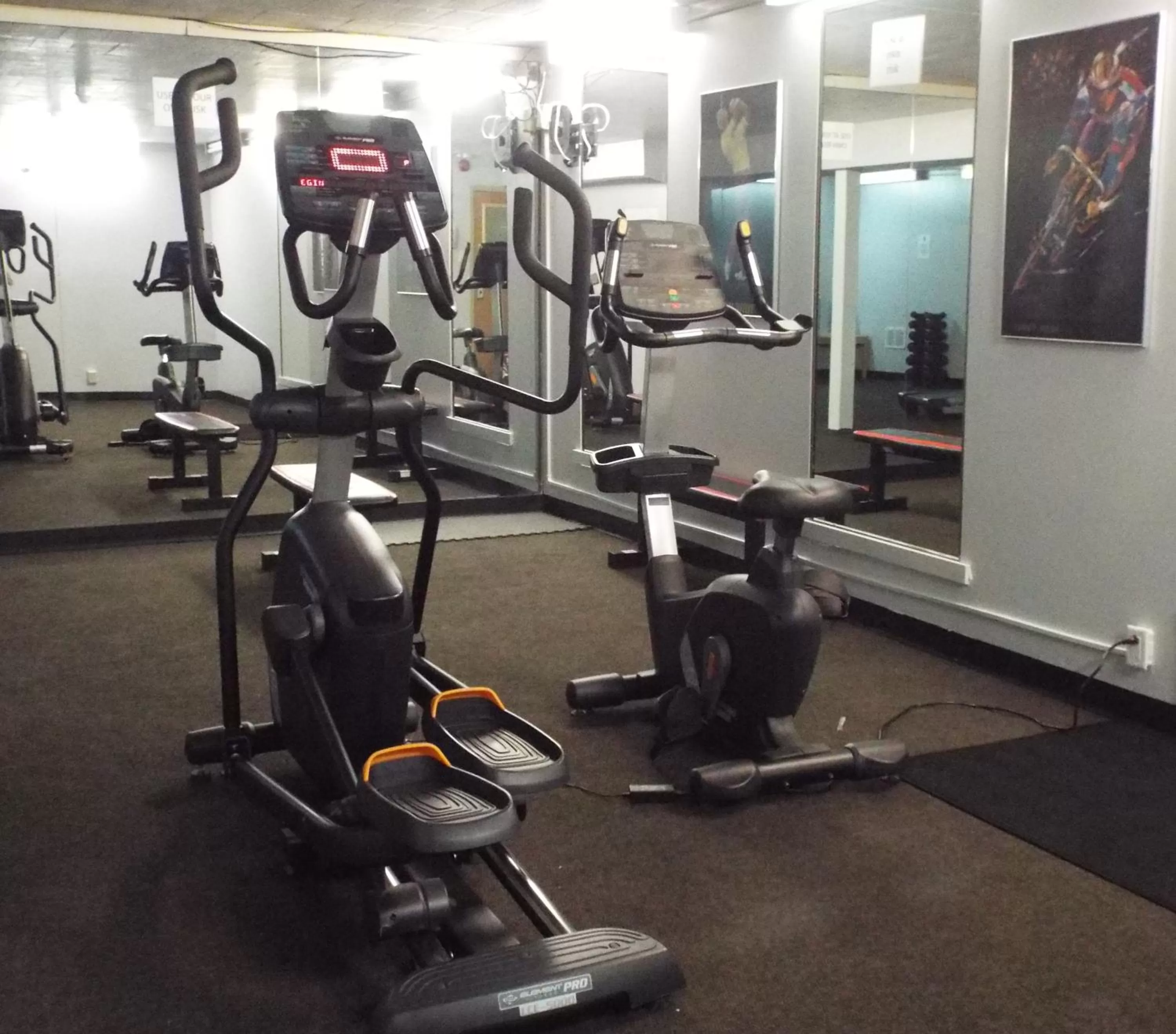 Fitness centre/facilities in Quality Inn