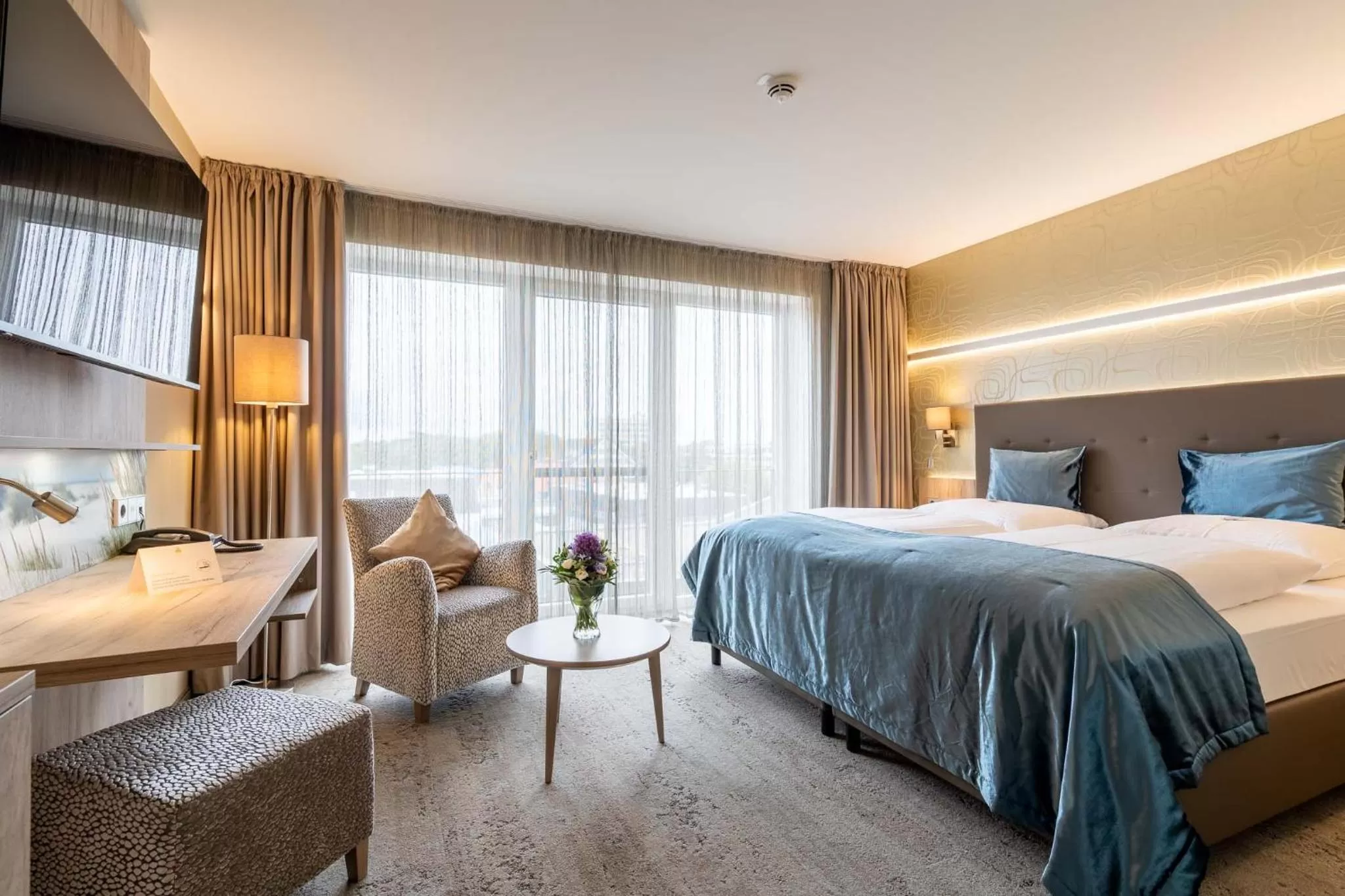 Photo of the whole room, Bed in ambassador hotel & spa