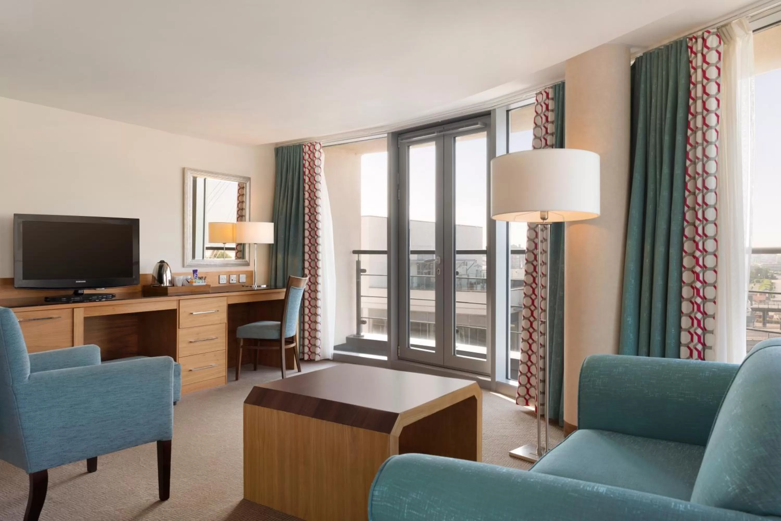 Living room in Waterfront Southport Hotel