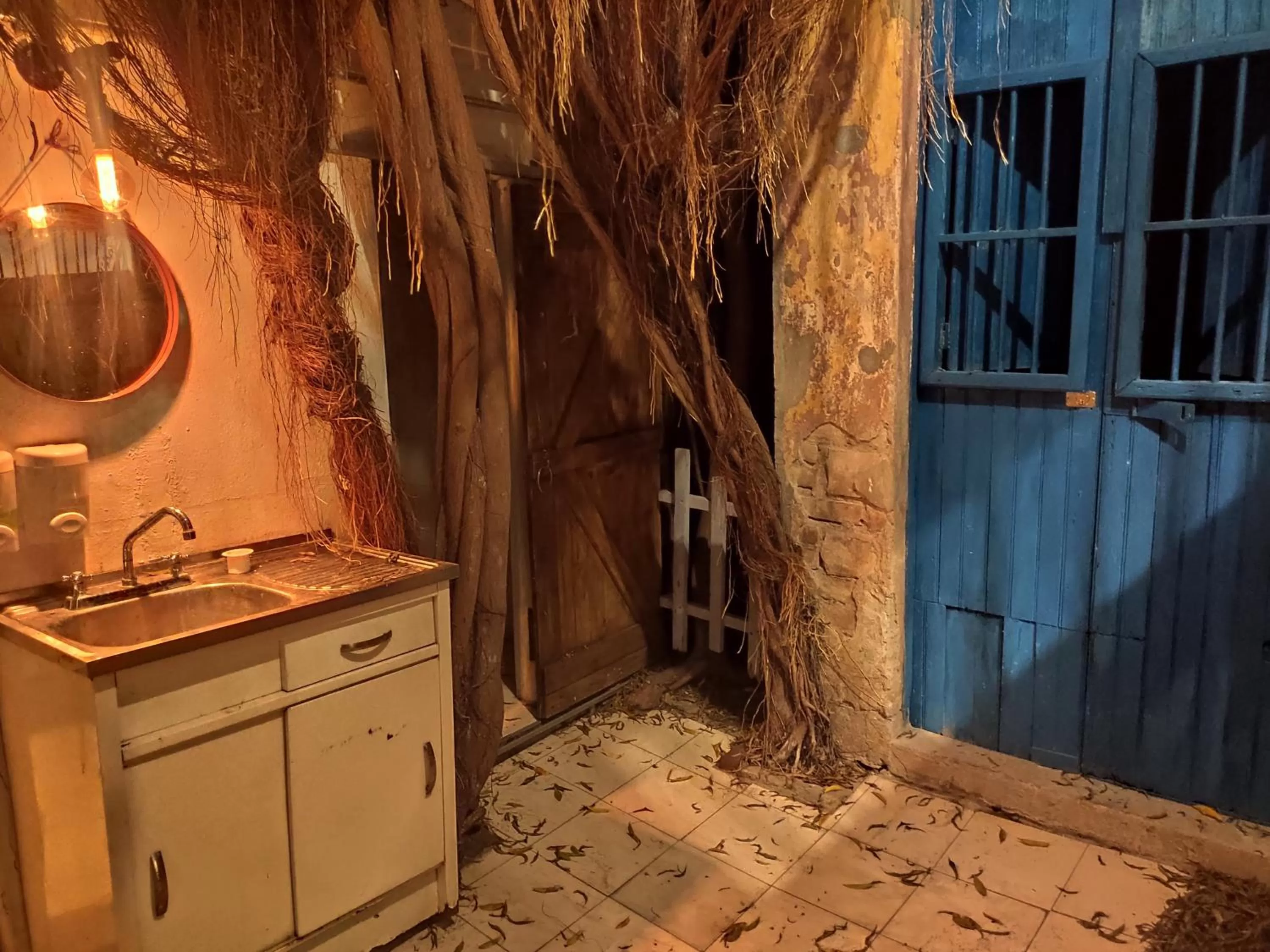 Patio, Kitchen/Kitchenette in Chuchumbé Hotel Cultural, Restaurante & Café