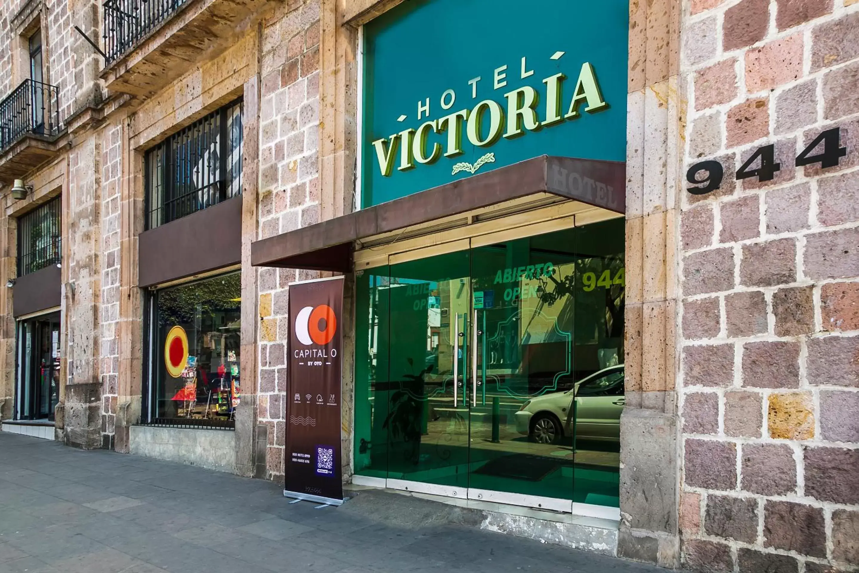 Facade/entrance in Capital O Hotel Victoria Morelia