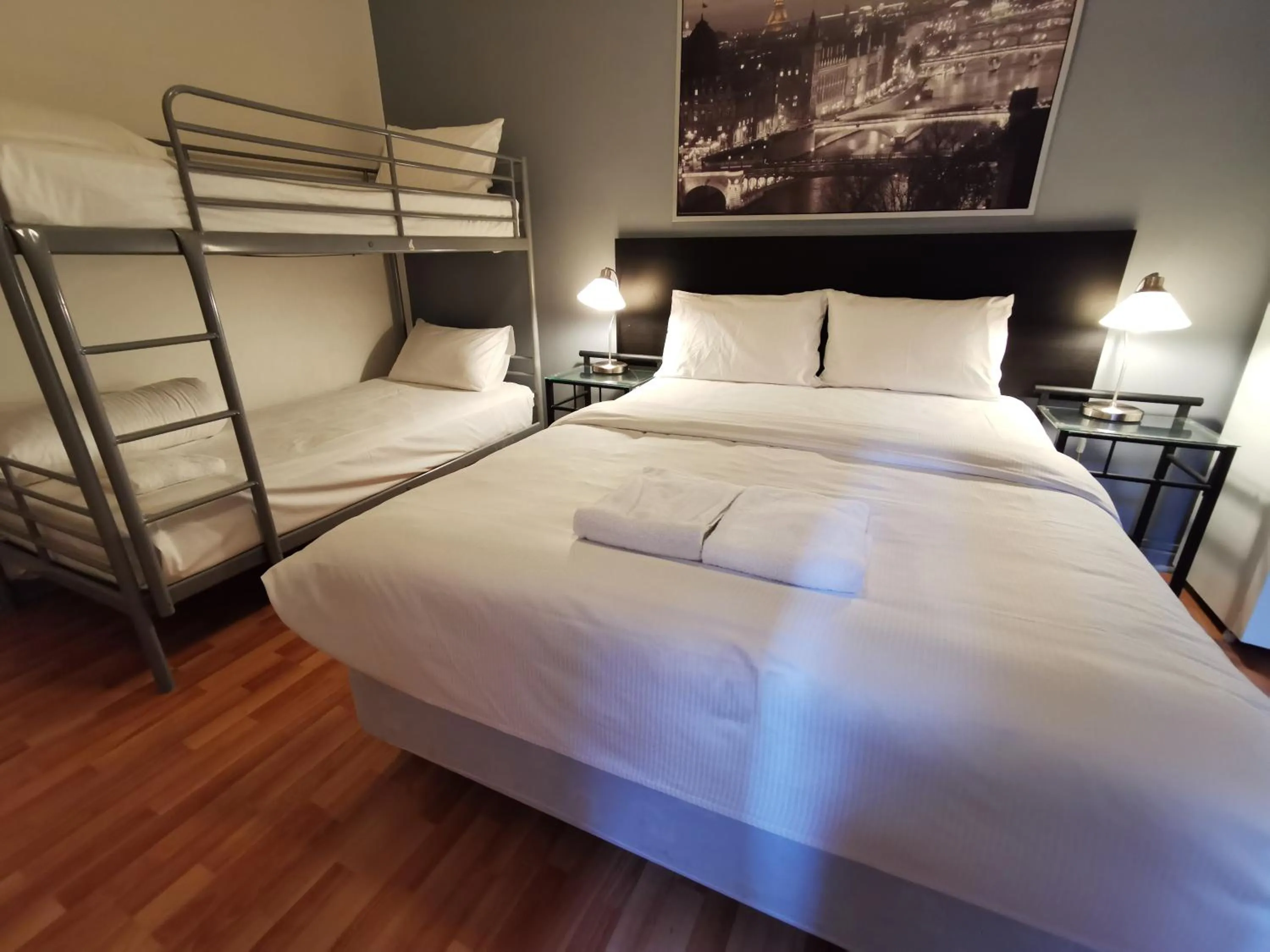 Photo of the whole room, Bed in City Centre Budget Hotel