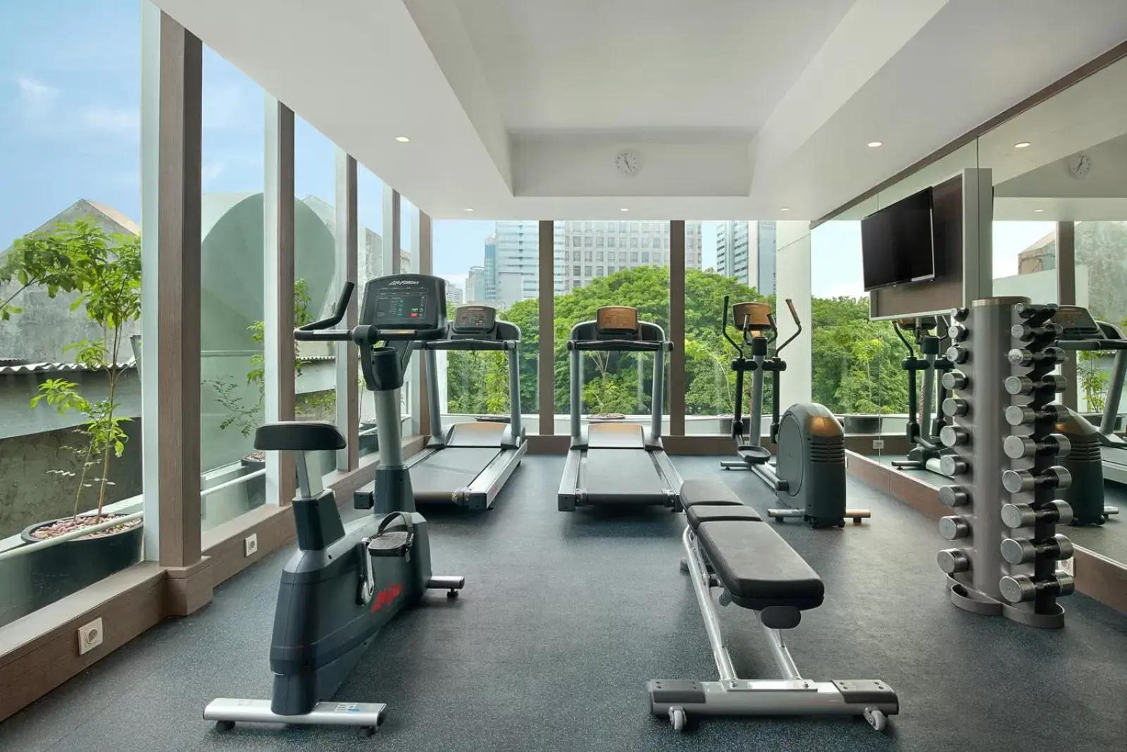 Fitness centre/facilities, Fitness Center/Facilities in Holiday Inn Express Jakarta Wahid Hasyim, an IHG Hotel