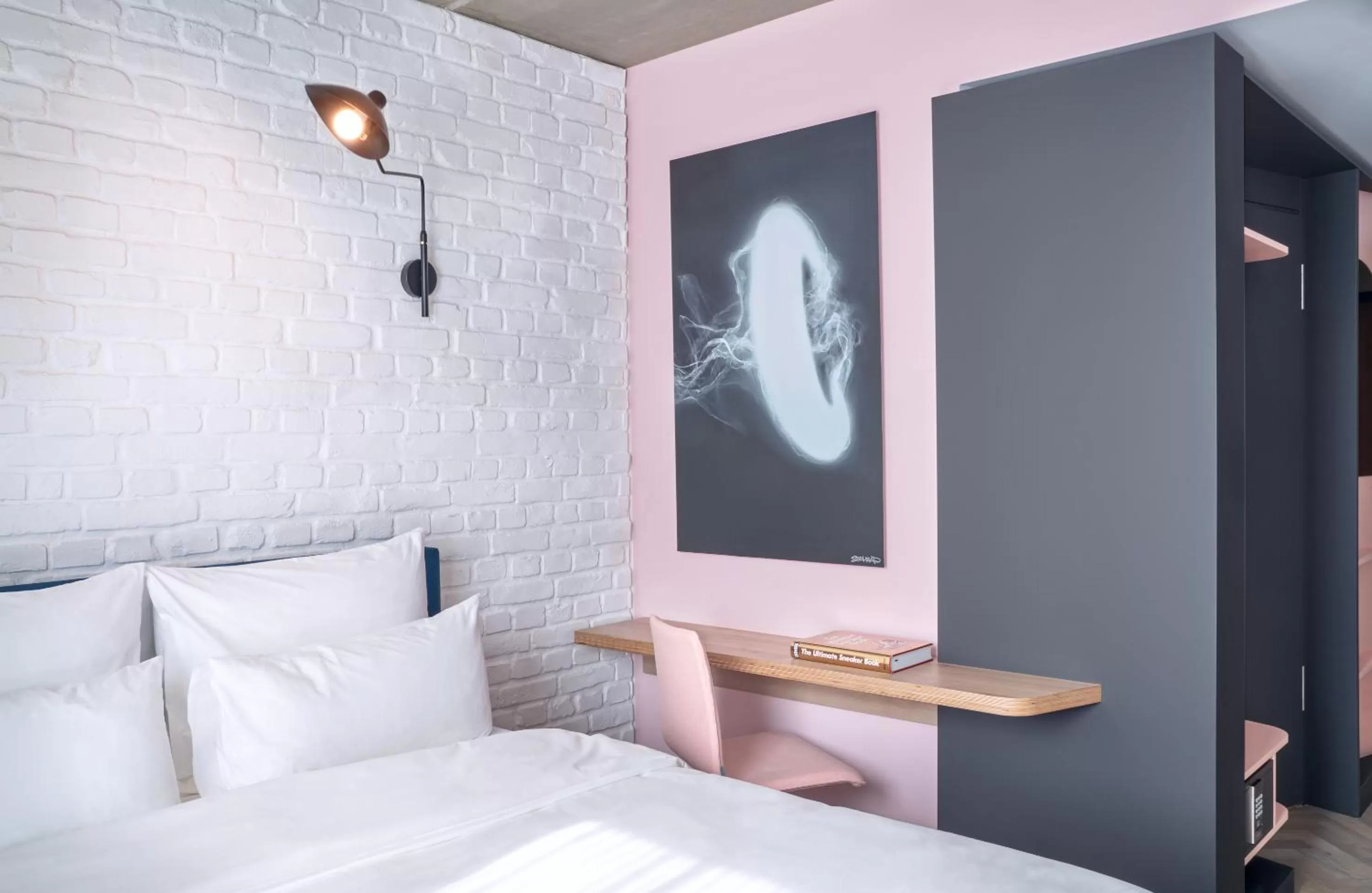 Bed in URBAN LOFT Cologne