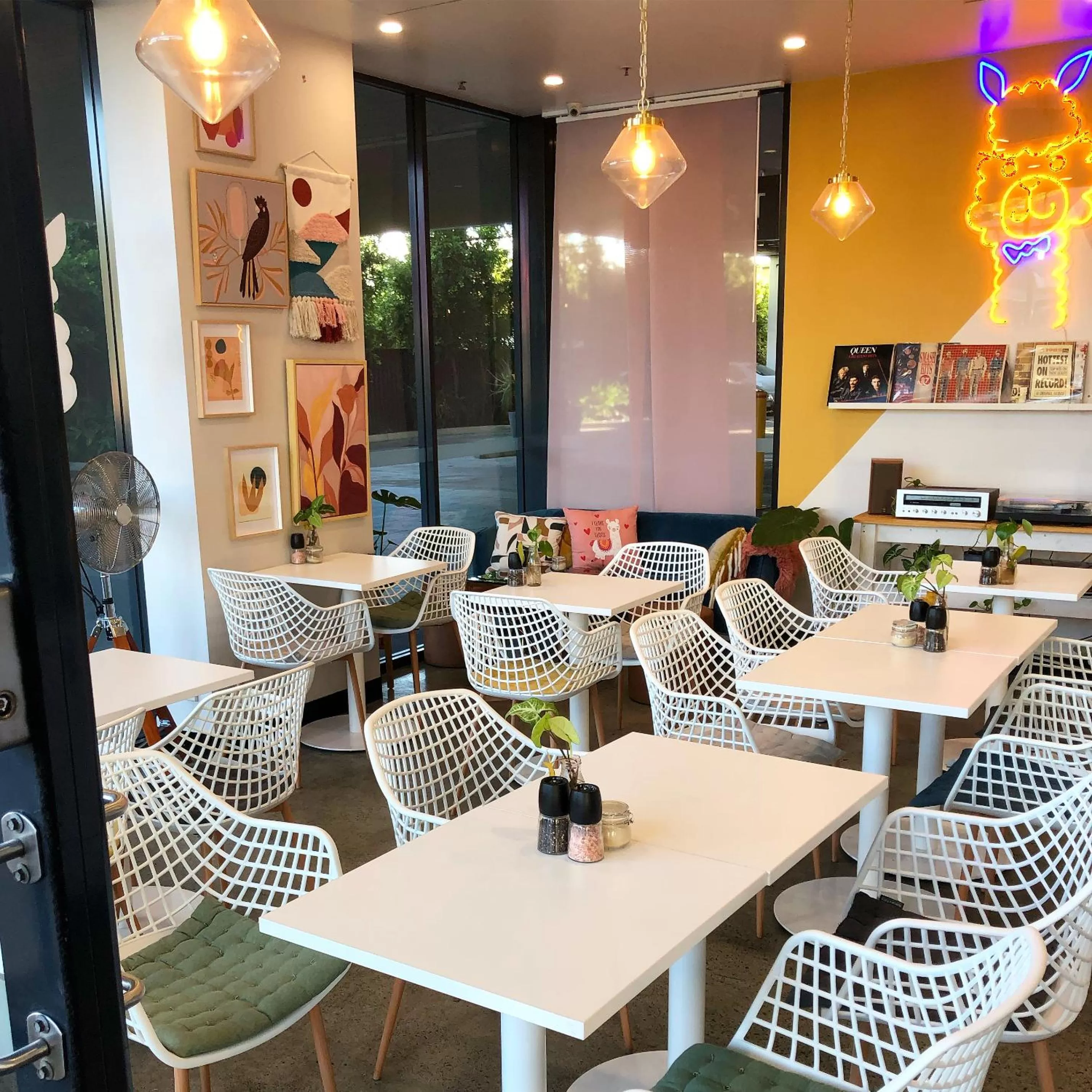 Breakfast in Quest Woolloongabba