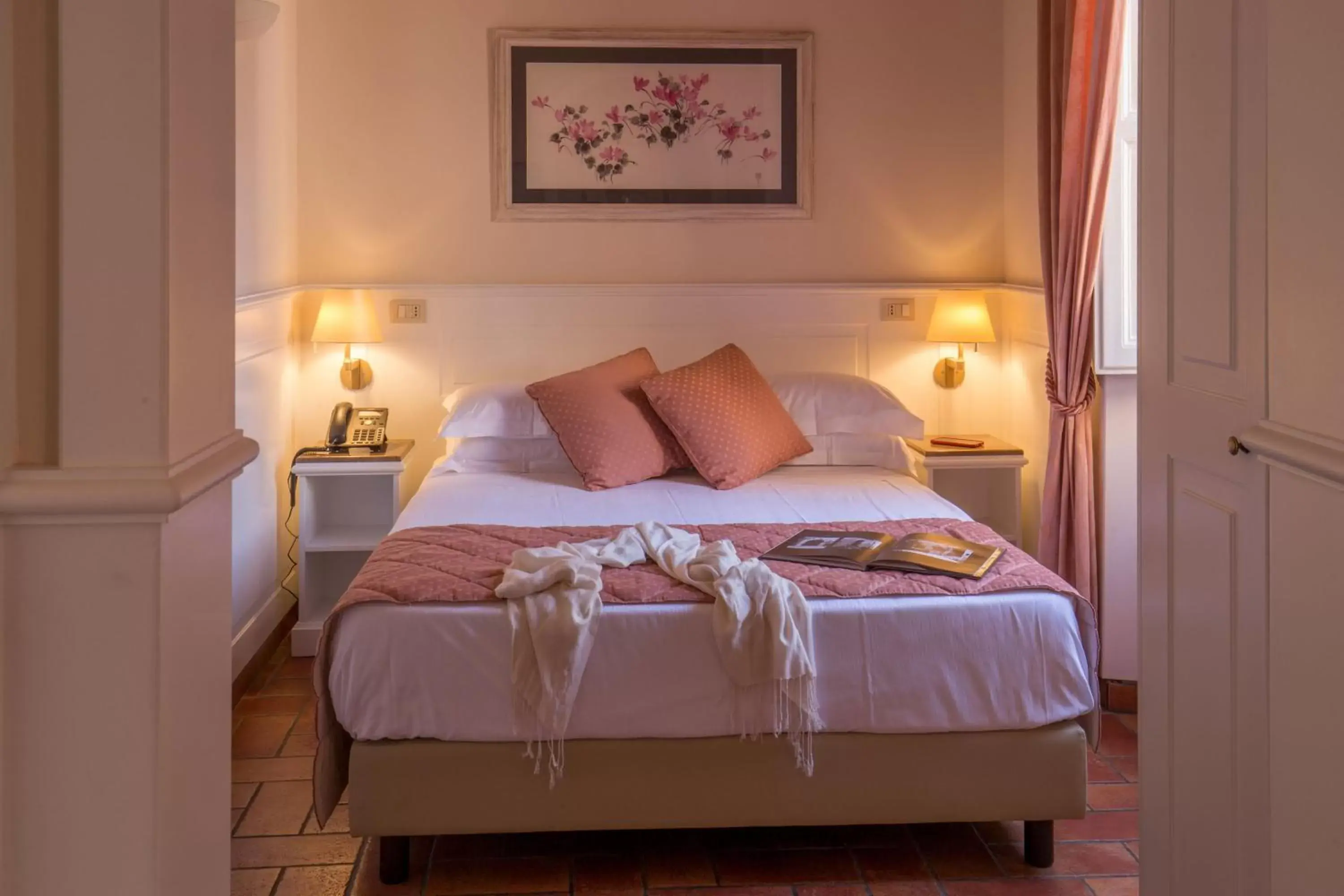 Bedroom, Bed in Aenea Superior Inn