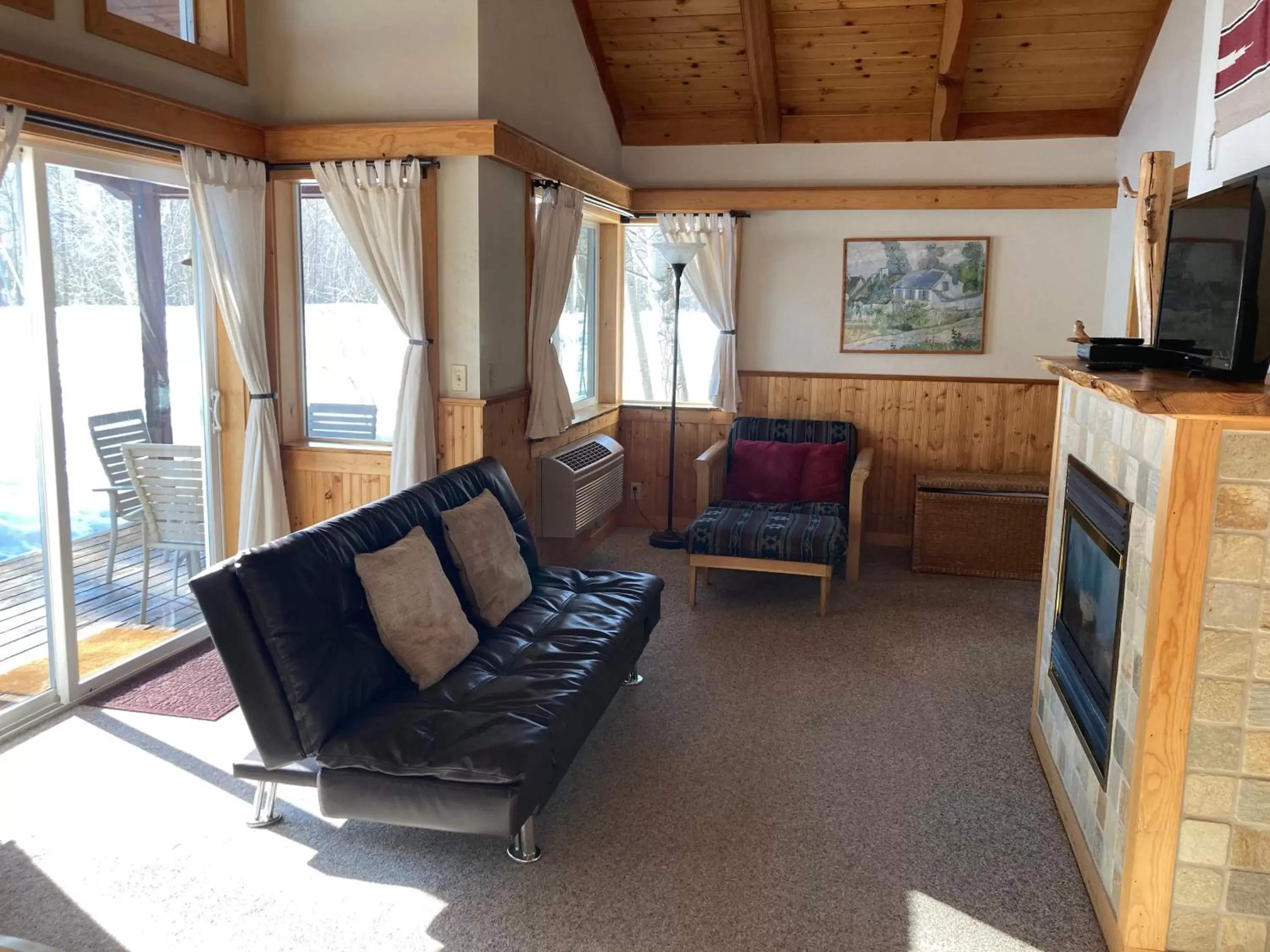 Winter, Seating Area in River Run Inn