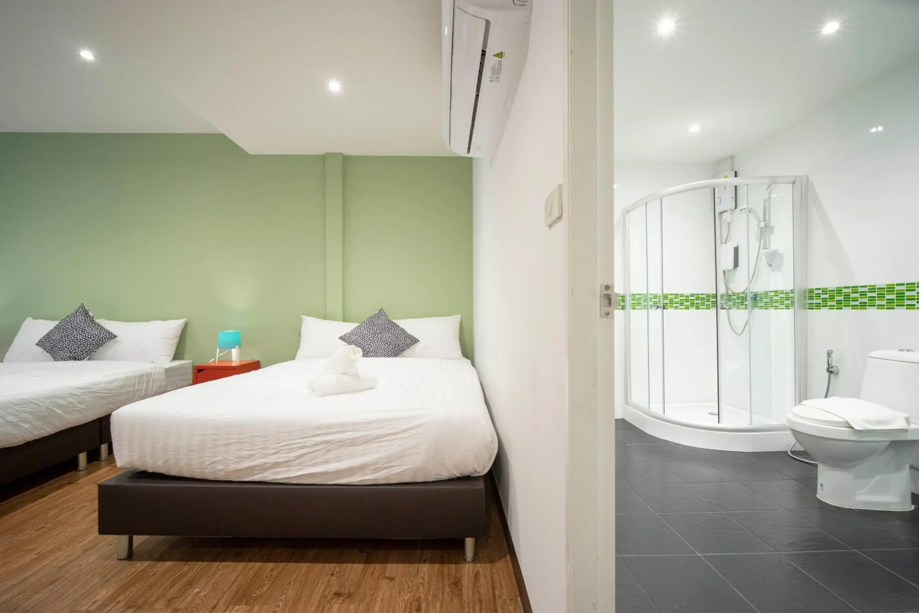 Bedroom, Bed in Resort V MRT Huai Khwang
