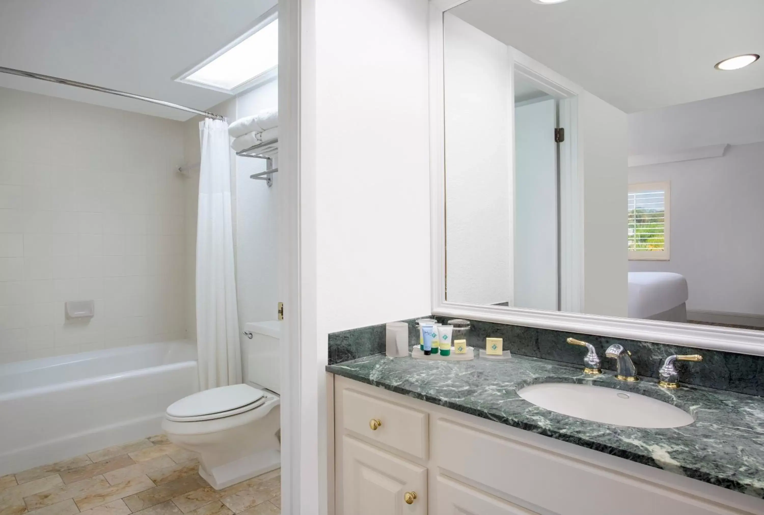 Shower, Bathroom in Saddlebrook Golf Resort & Spa Tampa North-Wesley Chapel
