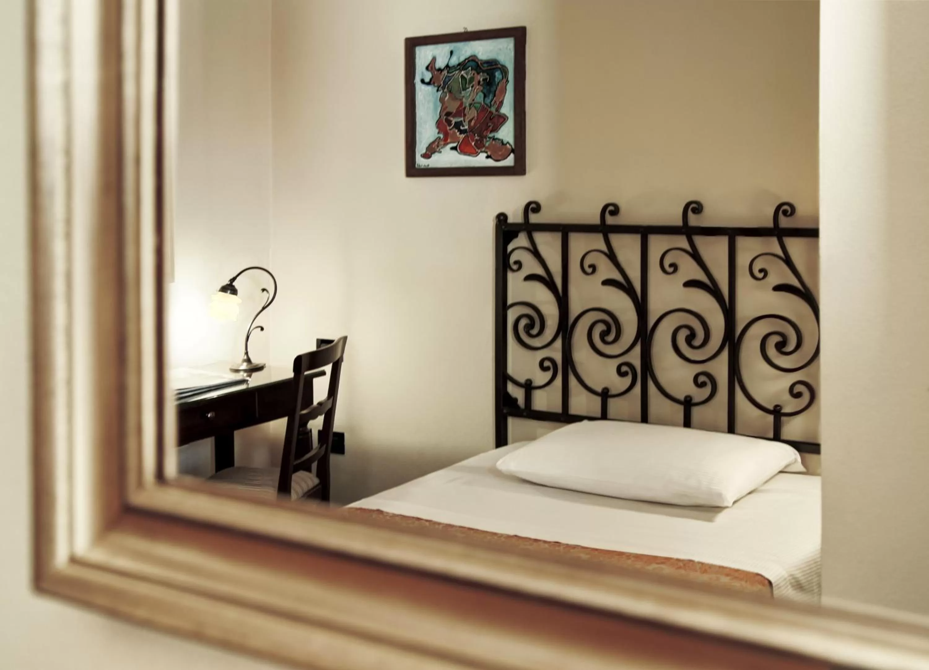 Decorative detail, Bed in Hotel De Prati