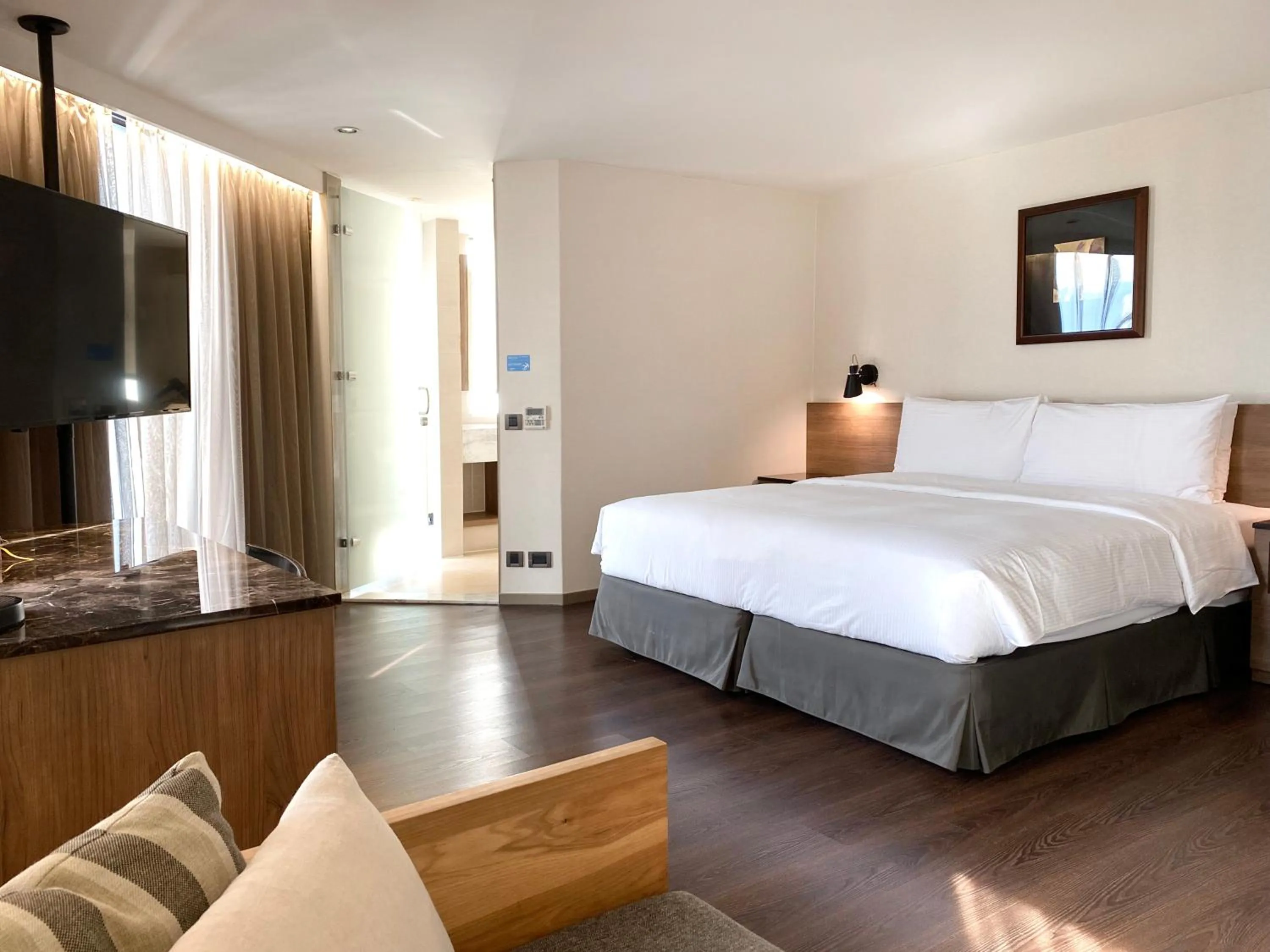 Photo of the whole room, Bed in Just Sleep Hualien ZhongZheng